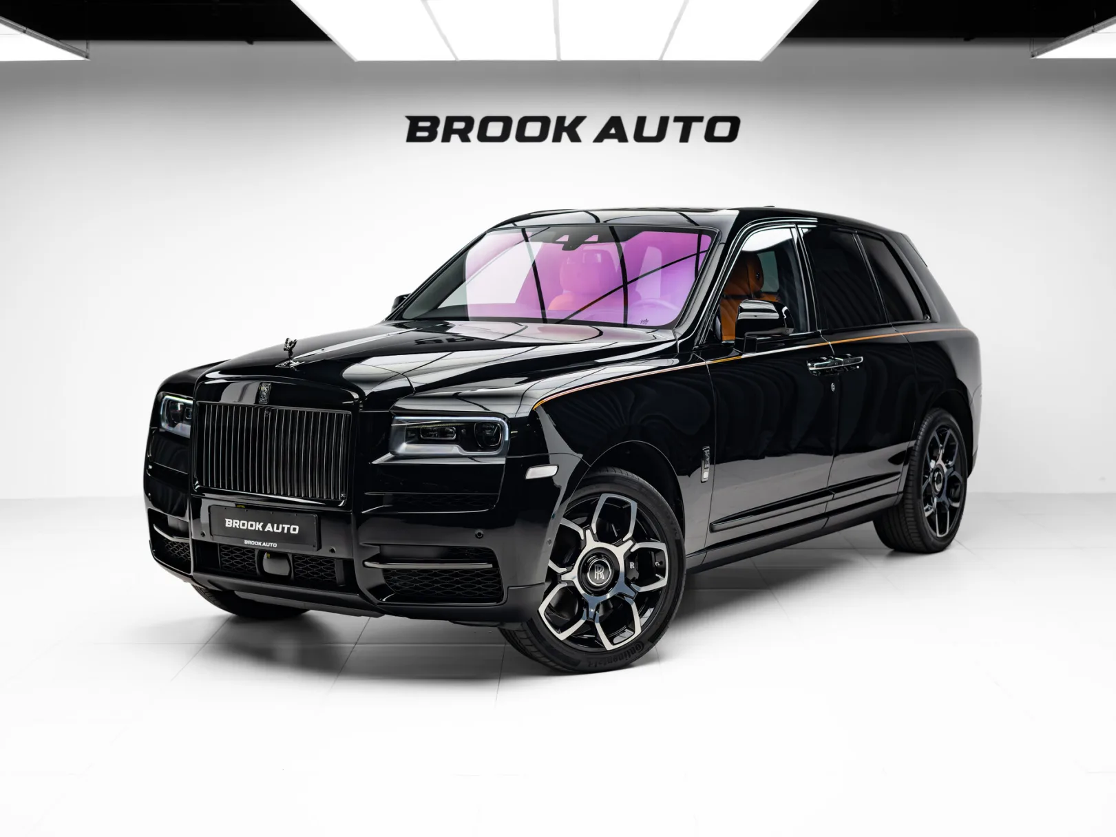 Rolls-Royce Cullinan Individual I (Series I), 2022 — экстерьер, фото 1