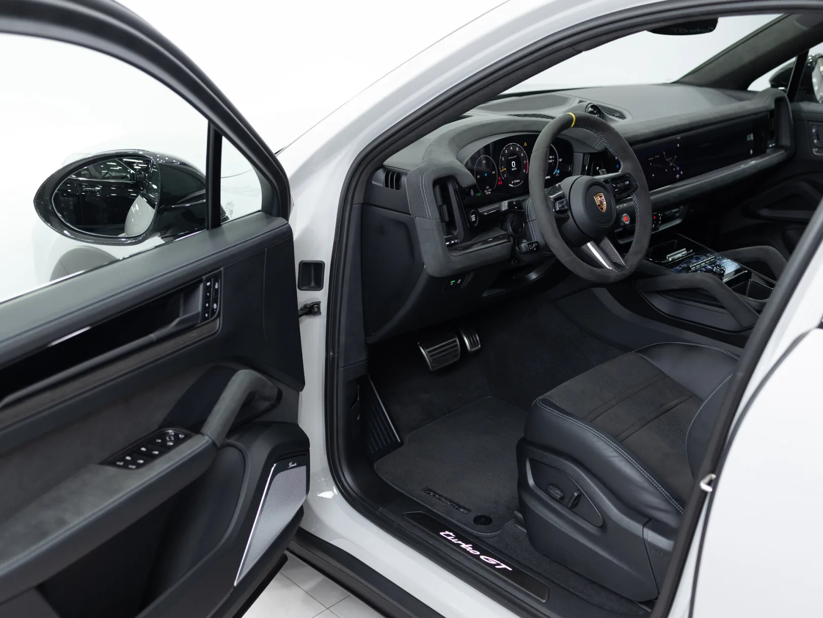 Porsche Cayenne Turbo GT III Рестайлинг, 2025 — экстерьер, фото 7
