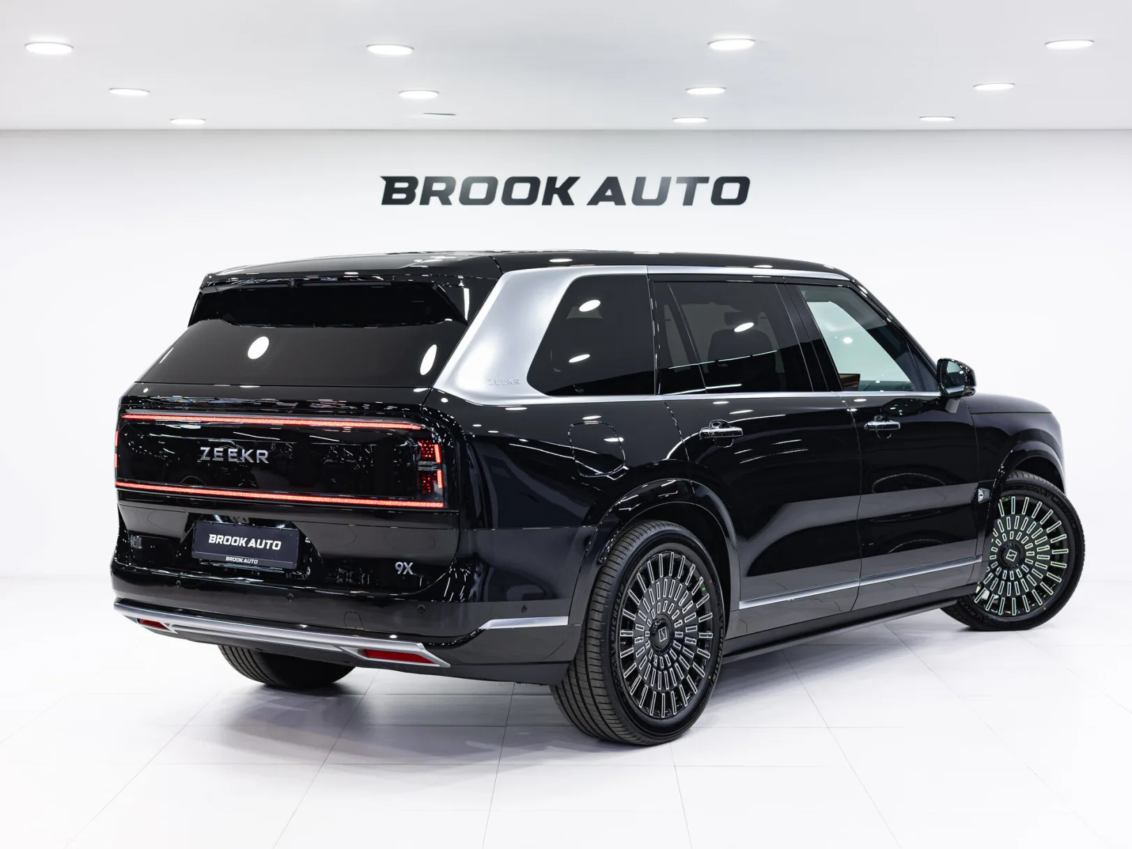 Zeekr 9X Max (6 seats) I, 2025 — экстерьер, фото 4