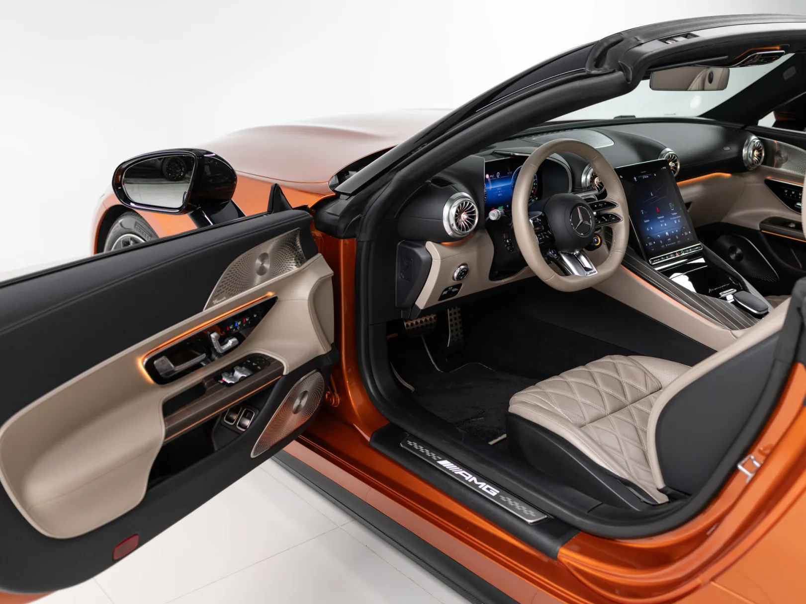 Mercedes-Benz SL-Класс AMG SL 63 S E Performance IV (R232), 2024 — экстерьер, фото 12