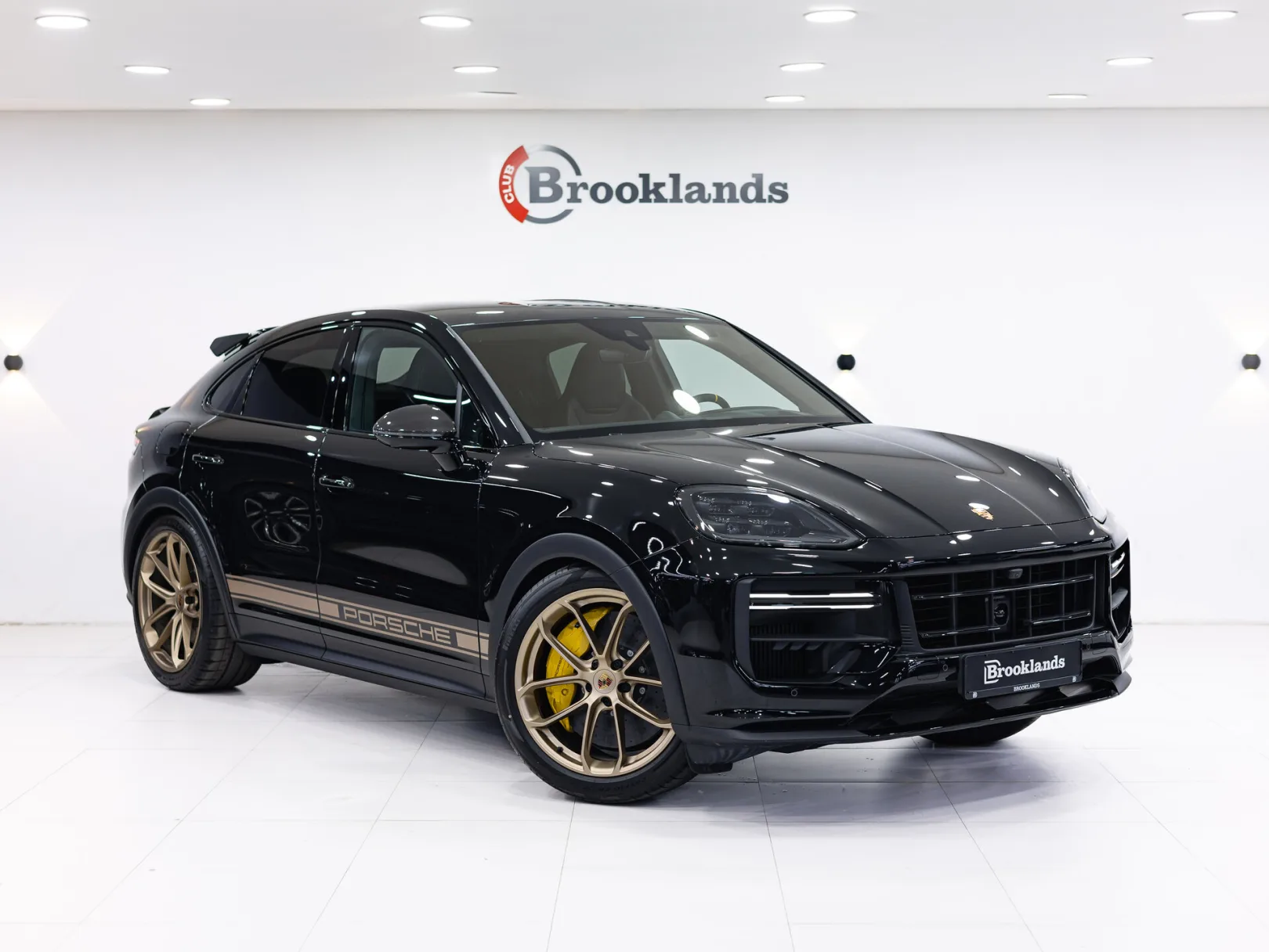 Porsche Cayenne Turbo GT III Рестайлинг, 2025 — экстерьер, фото 3