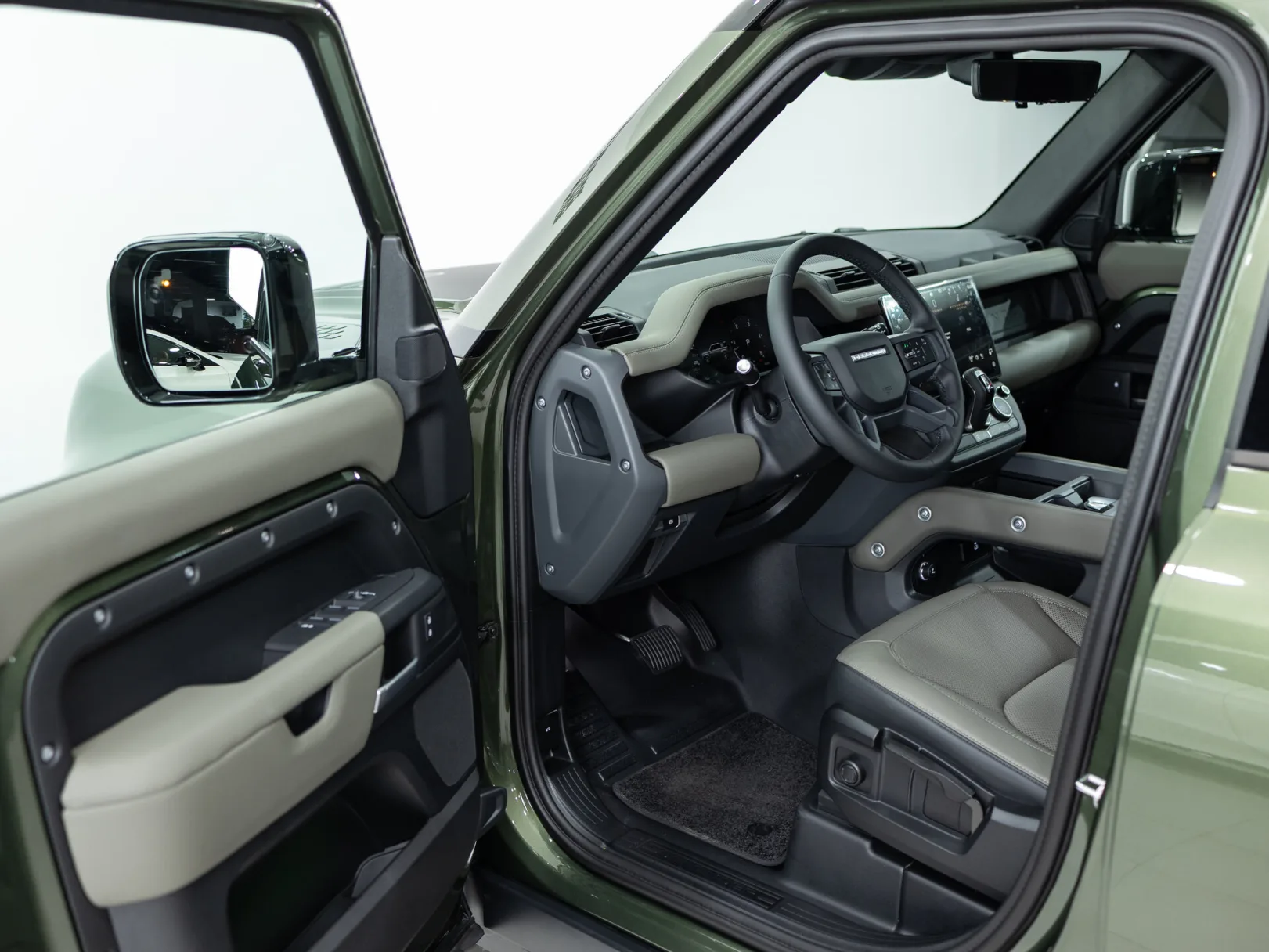 Land Rover Defender S II, 2025 — экстерьер, фото 7