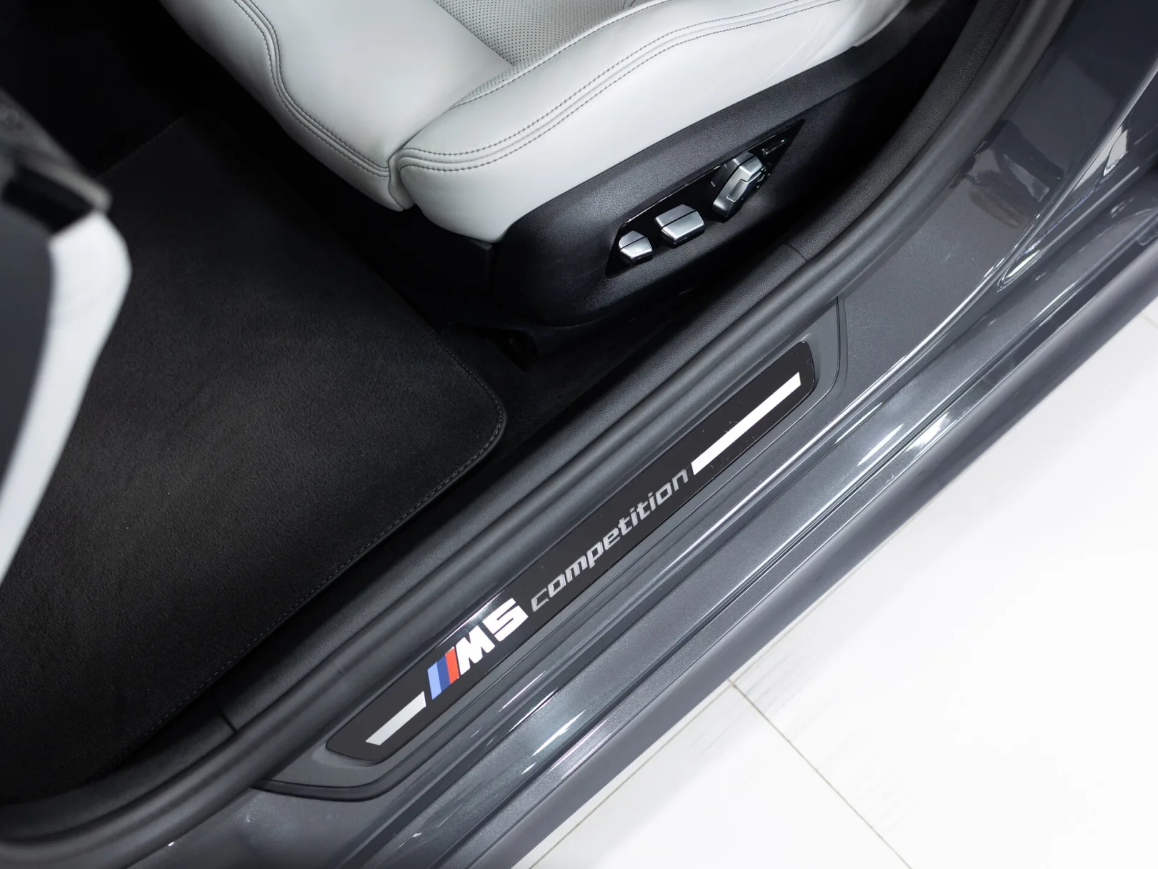 BMW M5 VI (F90) Рестайлинг, 2021 — экстерьер, фото 11