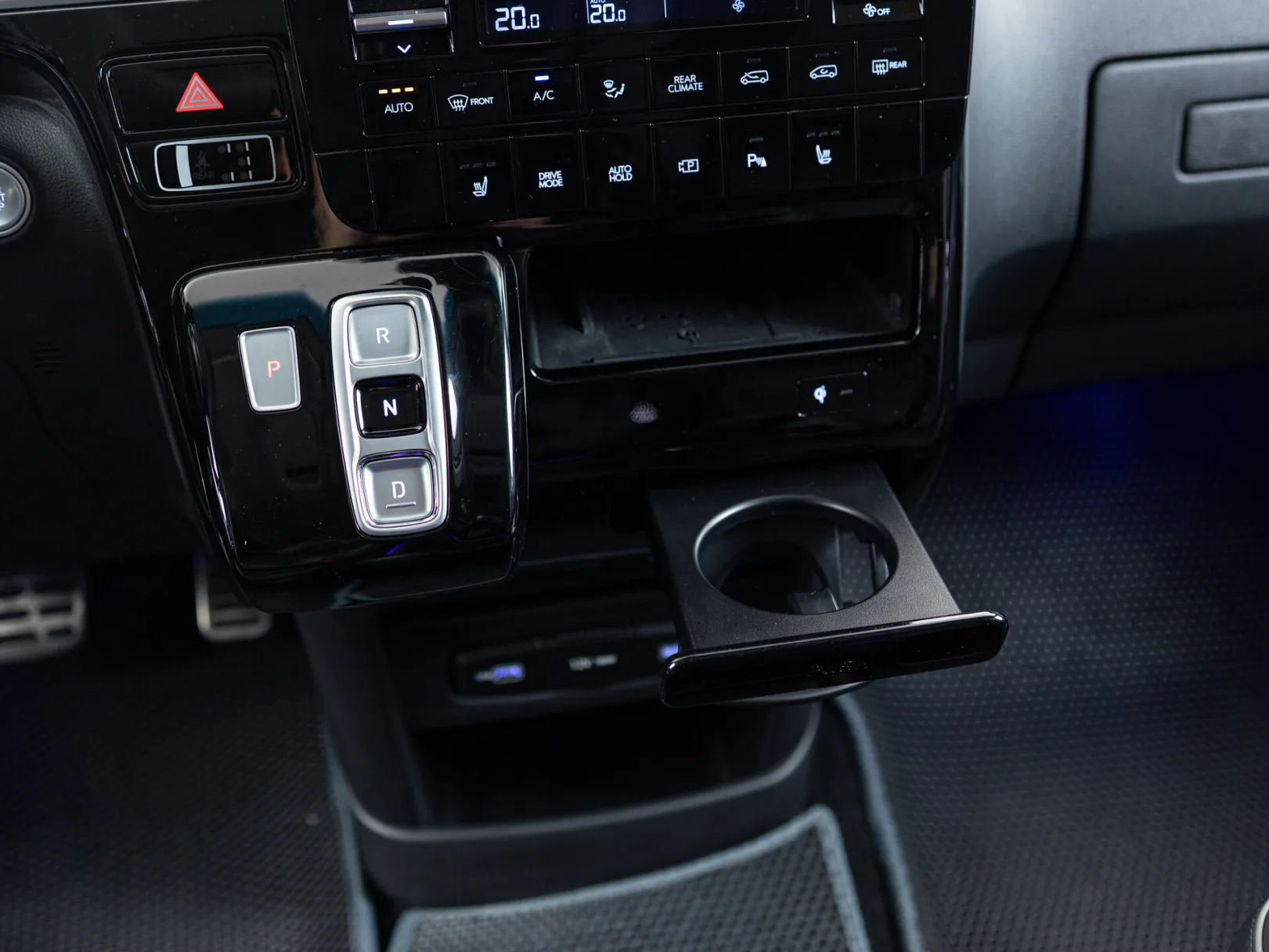 Hyundai Staria I, 2023 — экстерьер, фото 19