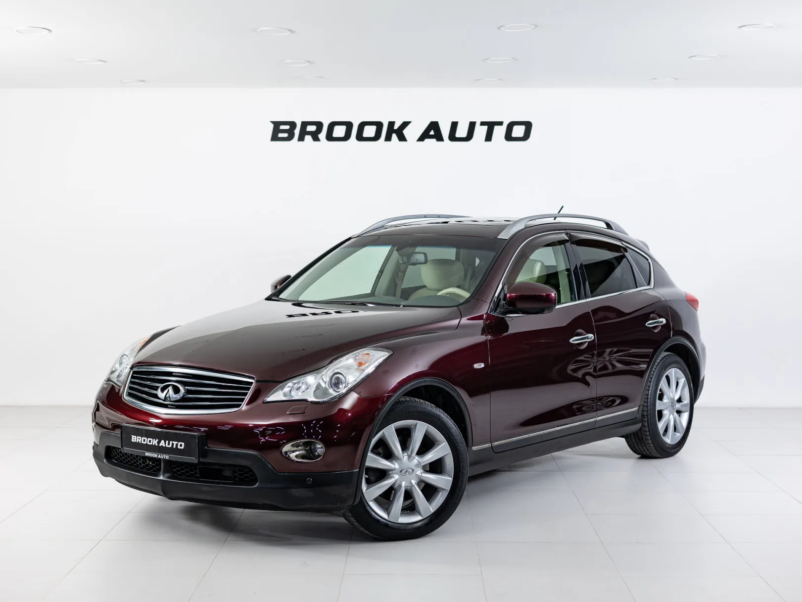 Infiniti EX Hi-tech I (J50), 2013 — экстерьер, фото 1