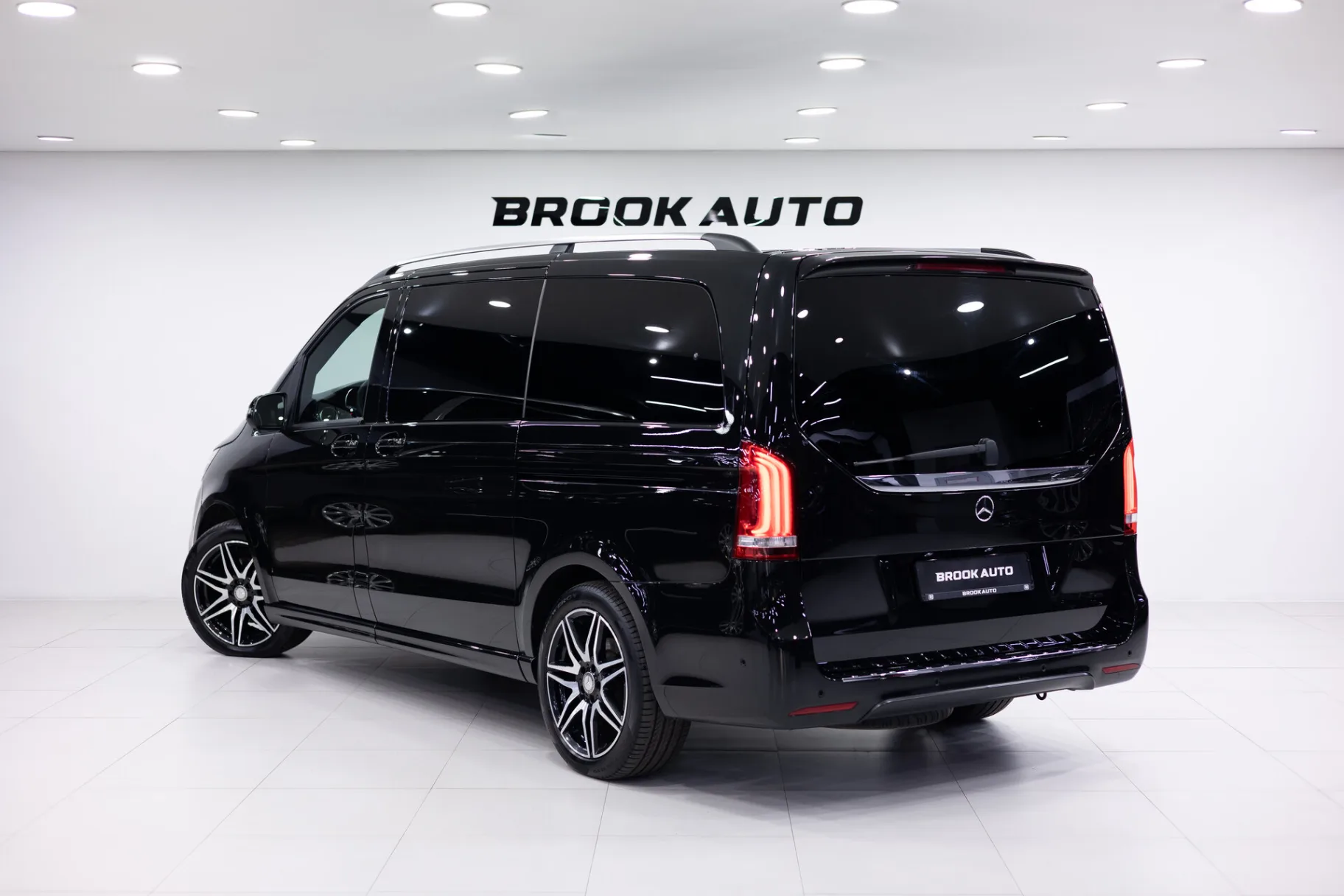 Mercedes-Benz V-Класс III (W447), 2017 — экстерьер, фото 8