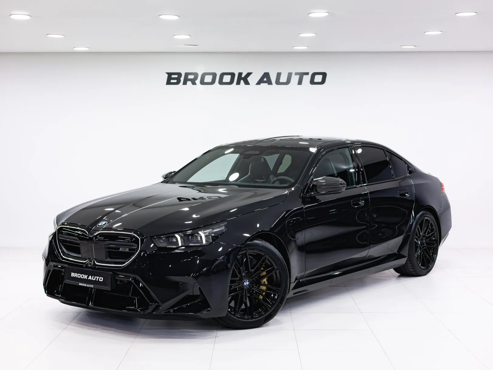 BMW M5 VII (G90), 2025 — экстерьер, фото 1