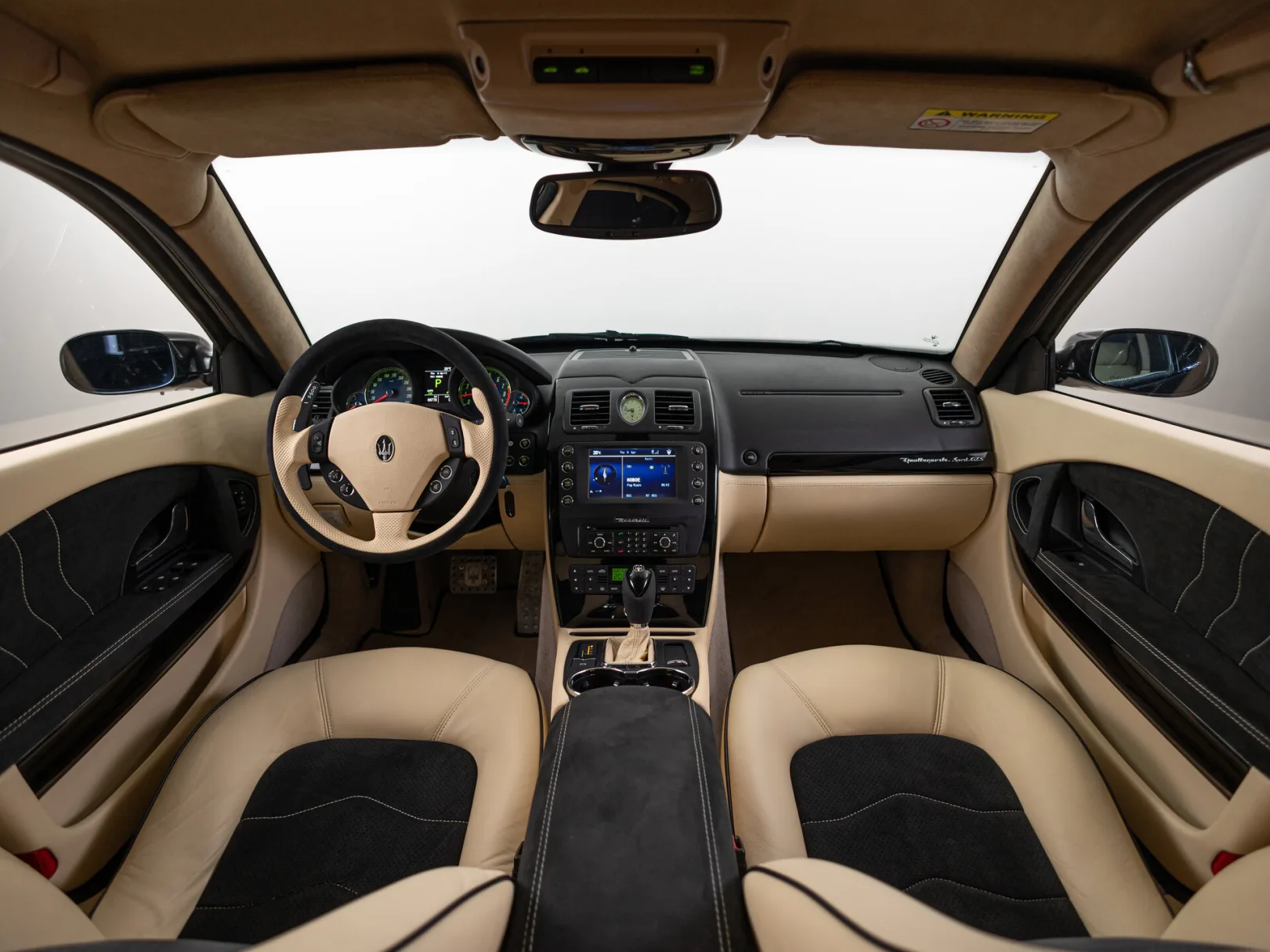 Maserati Quattroporte V Рестайлинг, 2011 — экстерьер, фото 28