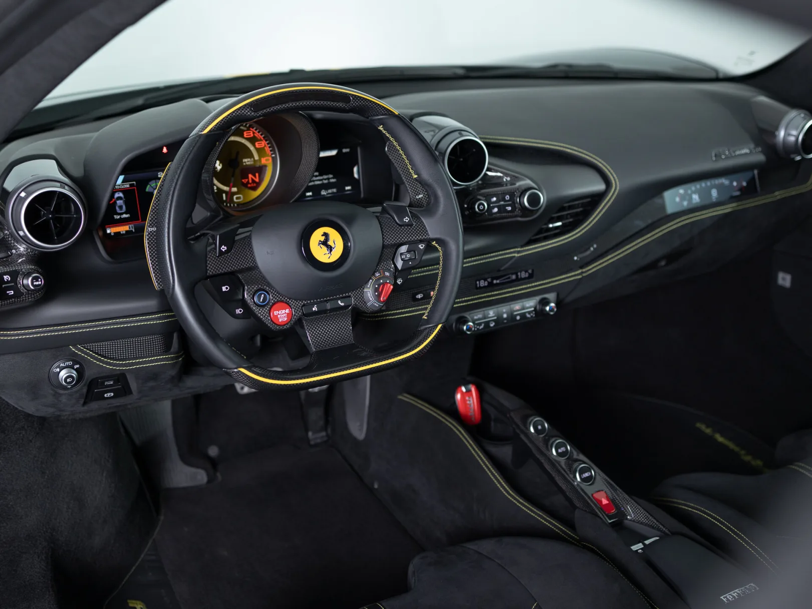 Ferrari F8 Individual I, 2021 — экстерьер, фото 9
