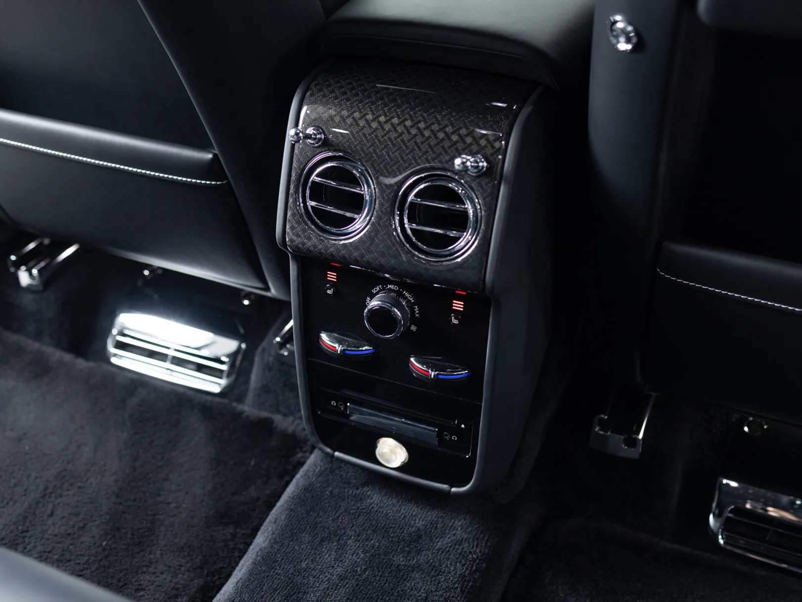 Rolls-Royce Cullinan I (Series I), 2021 — экстерьер, фото 28