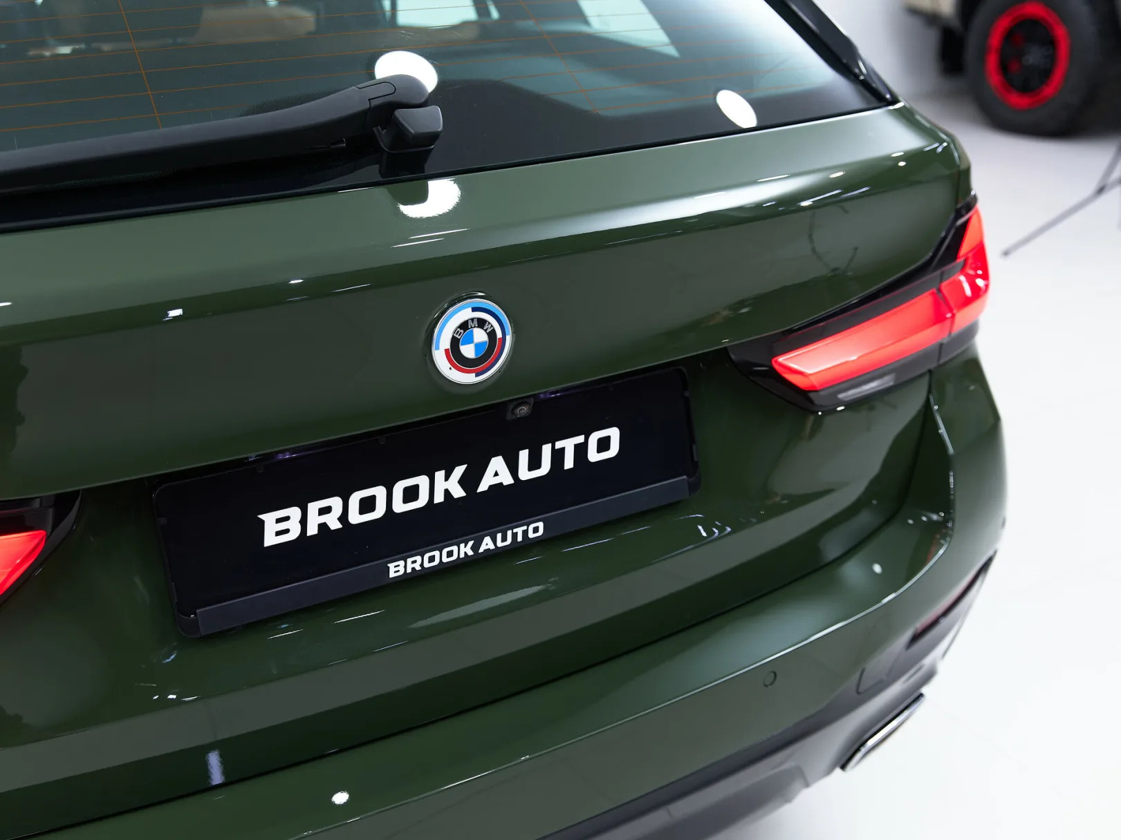 BMW 5 серии VII (G30/G31/G38) Рестайлинг, 2022 — экстерьер, фото 35