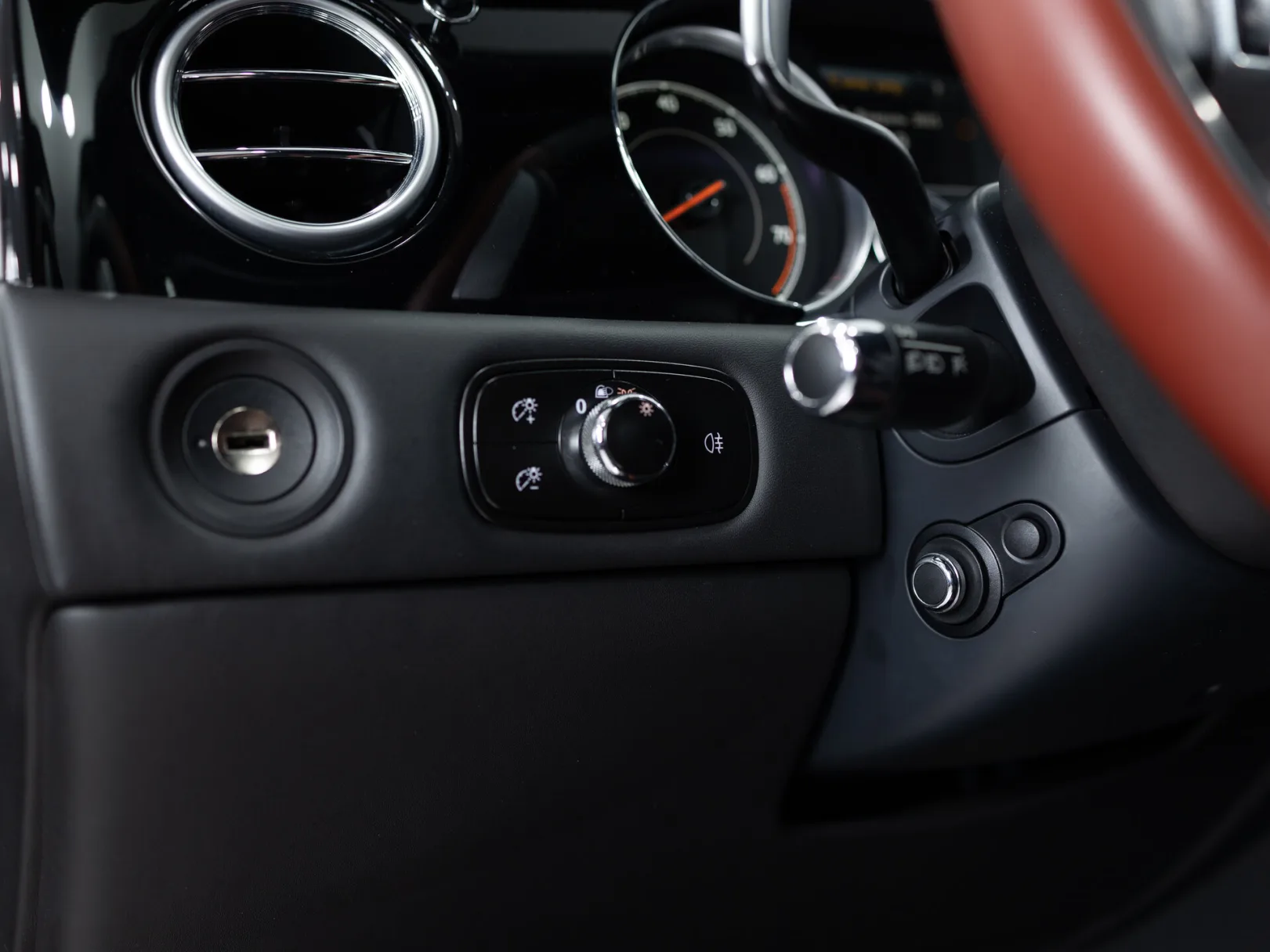 Bentley Flying Spur Individual II, 2017 — экстерьер, фото 13