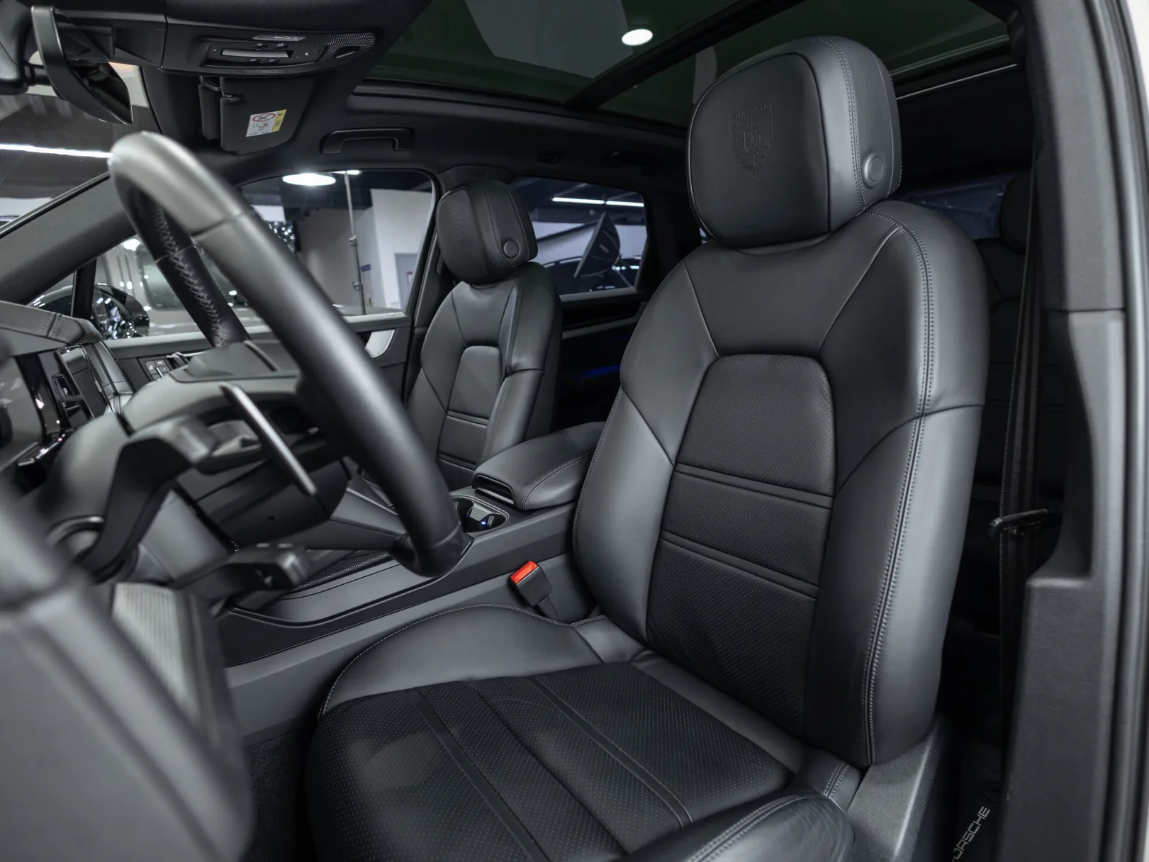Porsche Cayenne Базовая III Рестайлинг, 2023 — экстерьер, фото 11