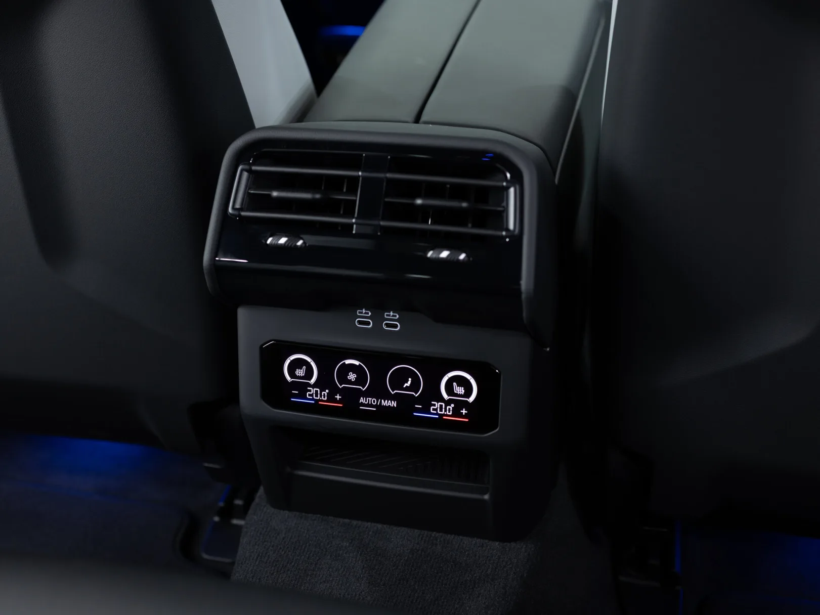 BMW M5 VII (G90), 2025 — экстерьер, фото 29