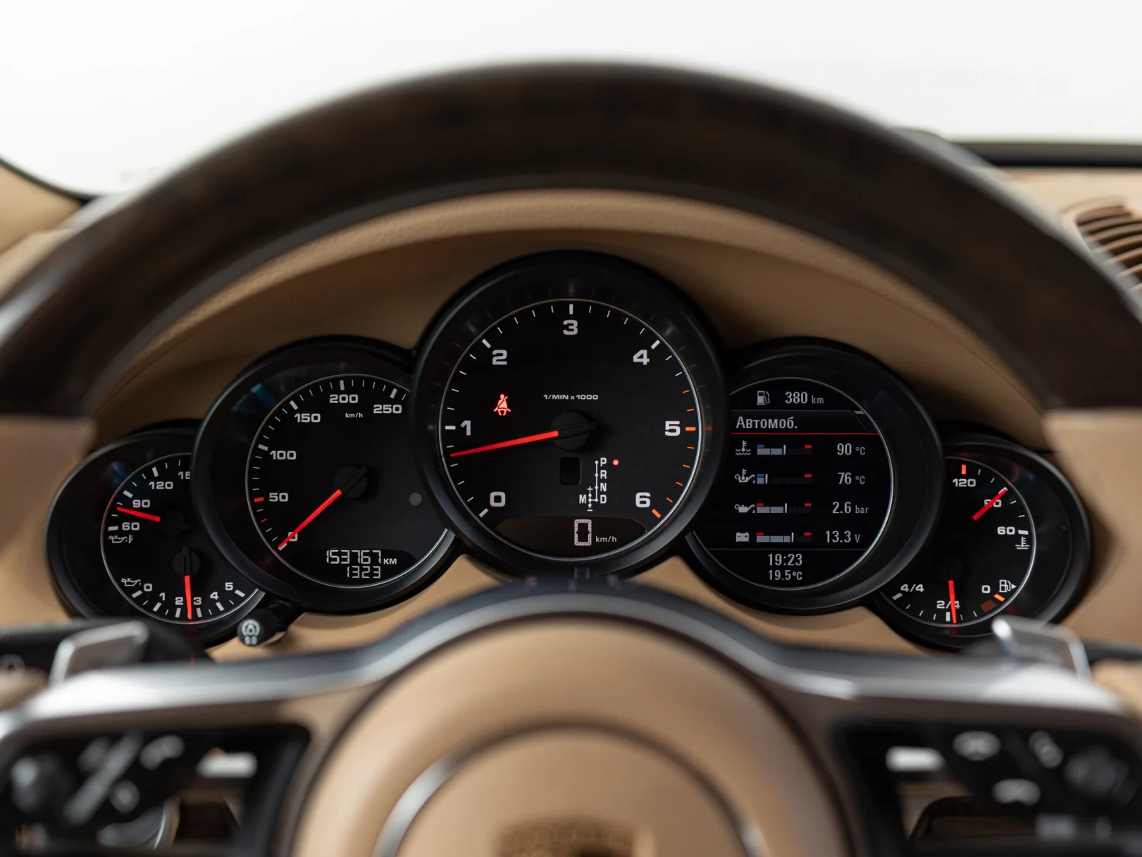 Porsche Cayenne Diesel Platinum Edition II Рестайлинг (958), 2016 — экстерьер, фото 15
