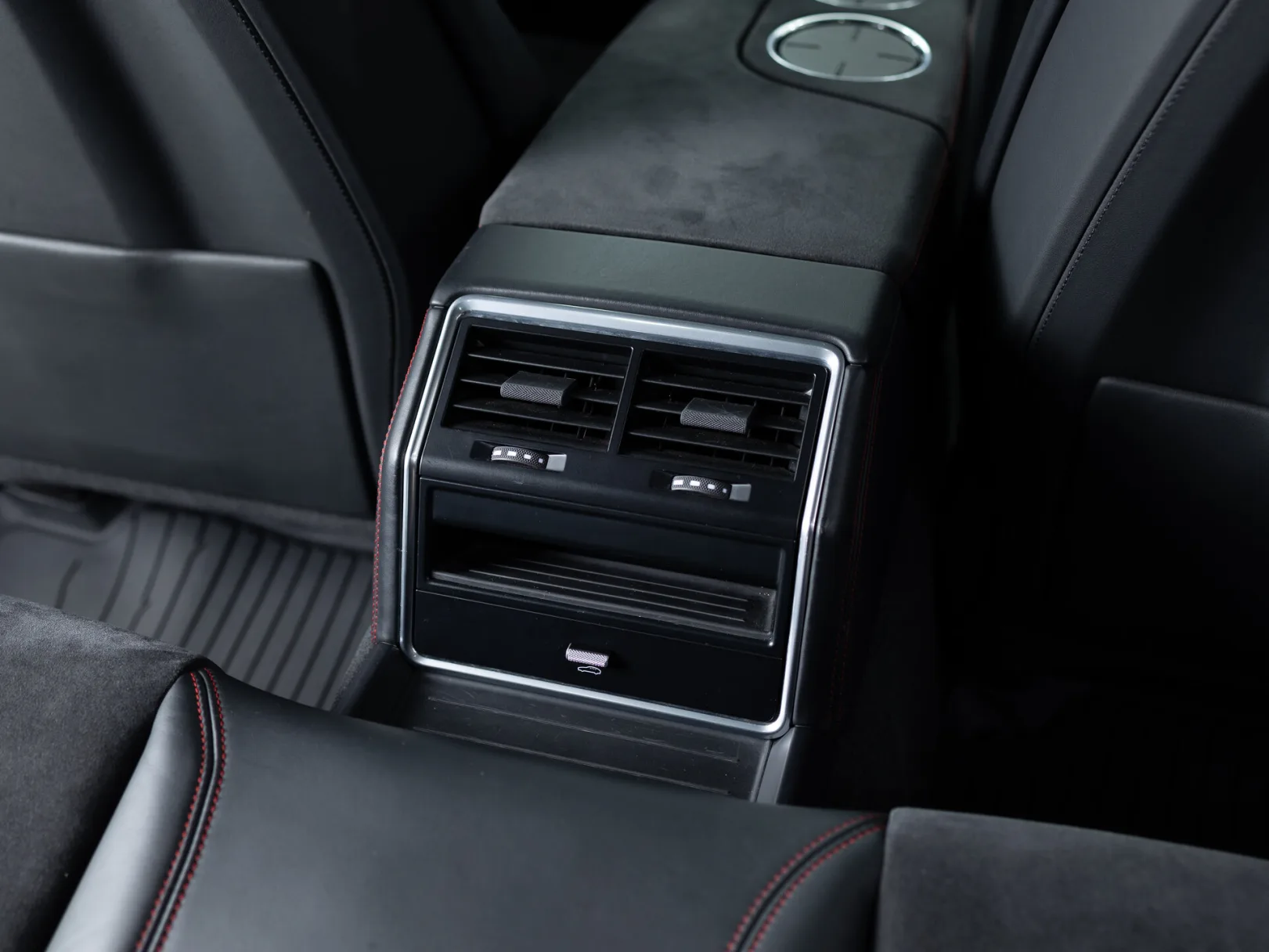 Porsche Panamera GTS II, 2019 — экстерьер, фото 31