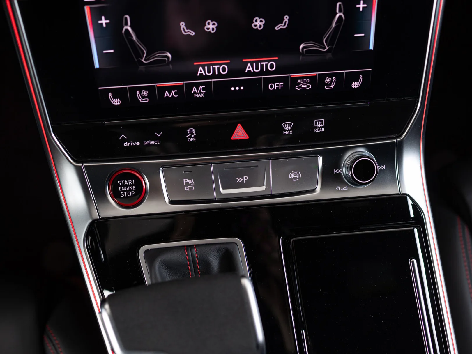 Audi RS 6 RS6 Avant performance IV (C8), 2025 — экстерьер, фото 18