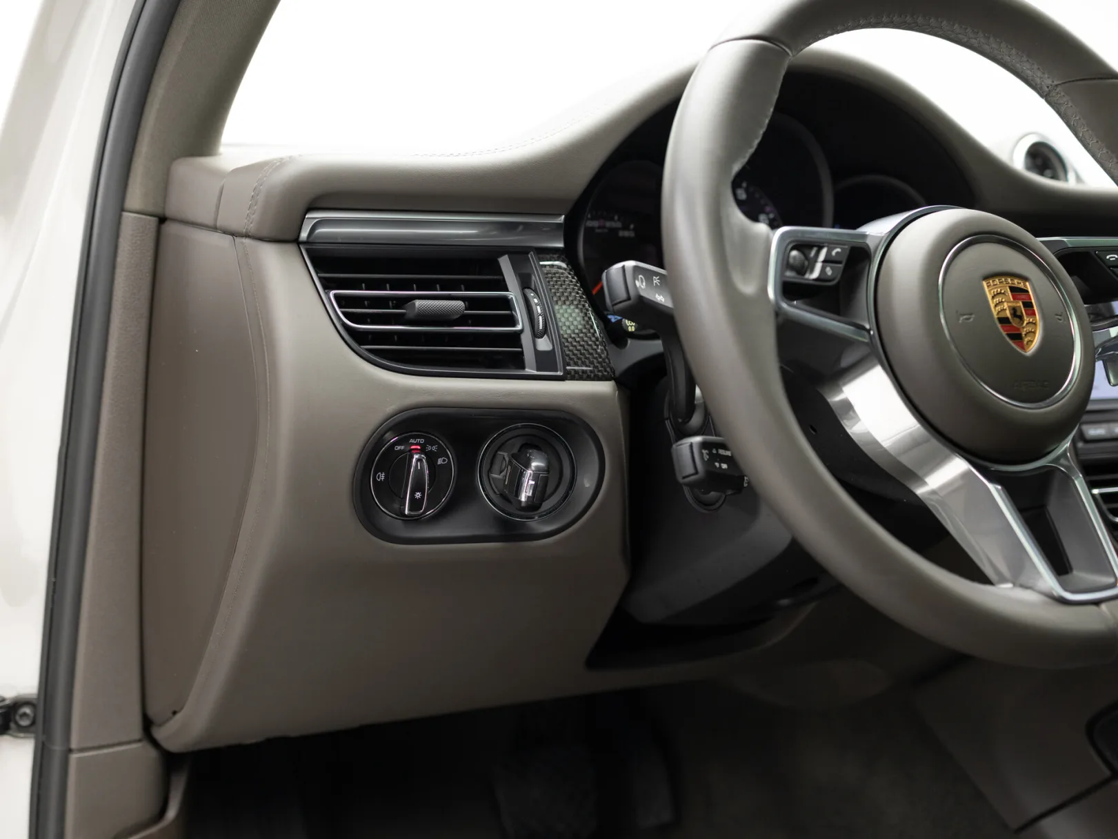 Porsche Macan I Рестайлинг, 2019 — экстерьер, фото 14
