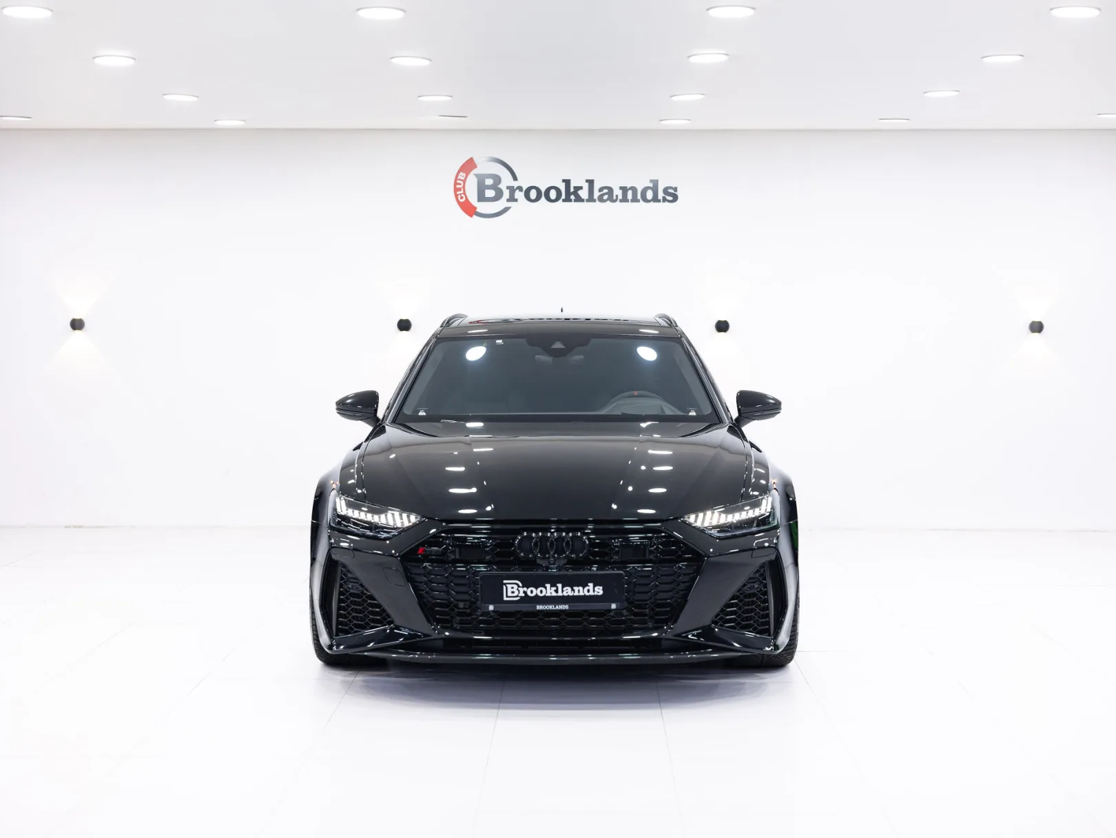 Audi RS 6 TFSI quattro IV (C8), 2022 — экстерьер, фото 2