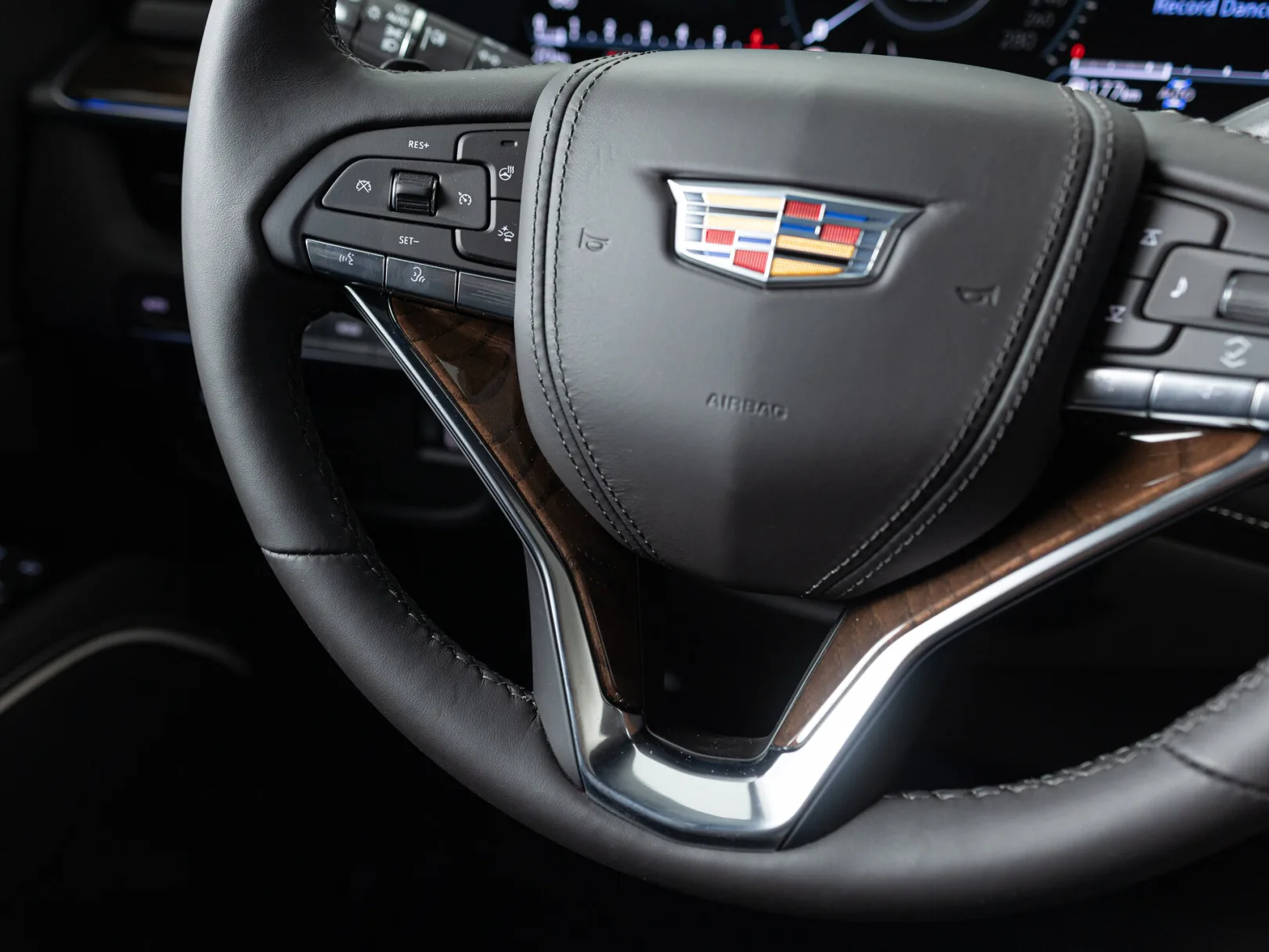 Cadillac Escalade Sport Platinum V, 2024 — экстерьер, фото 19
