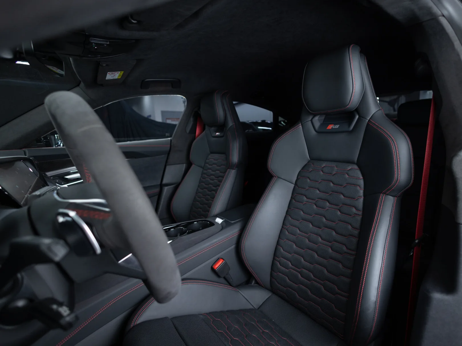 Audi RS e-tron GT quattro I, 2021 — экстерьер, фото 9