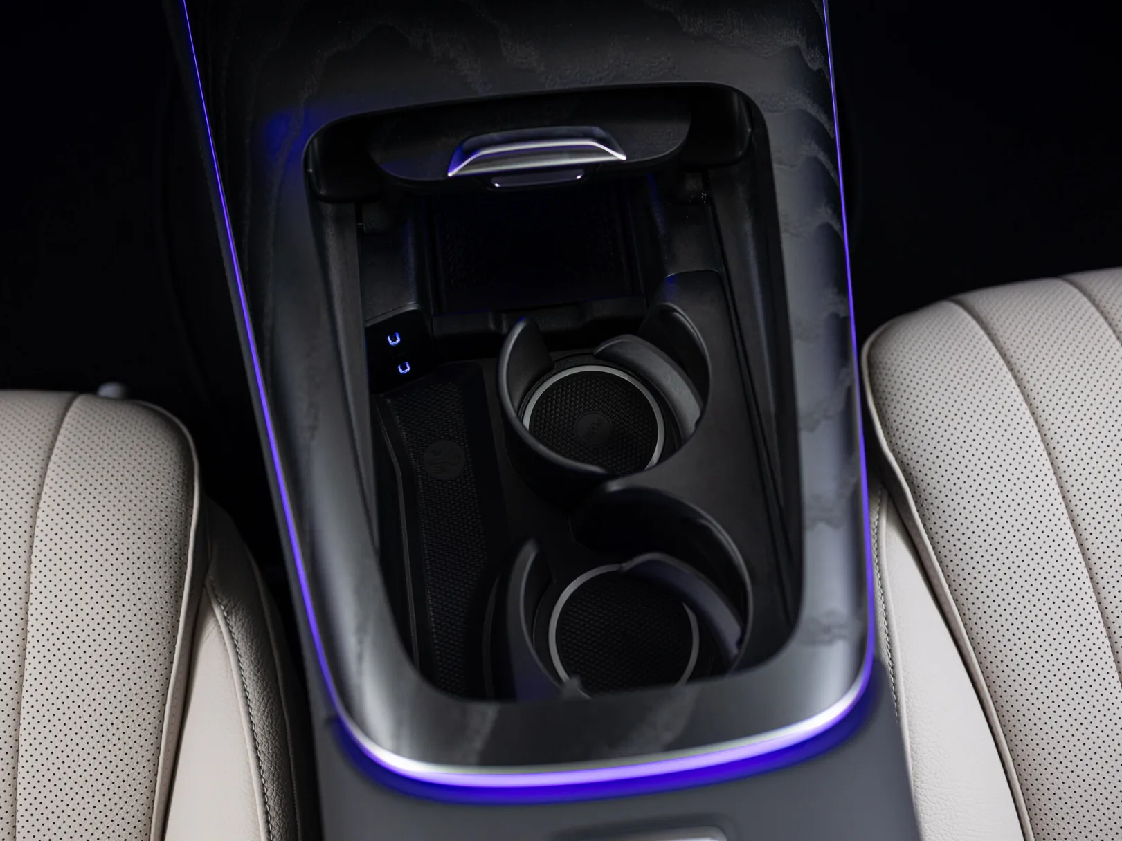 Mercedes-Benz E-Класс E 300 4MATIC AMG Line VI (W214, S214), 2025 — экстерьер, фото 17