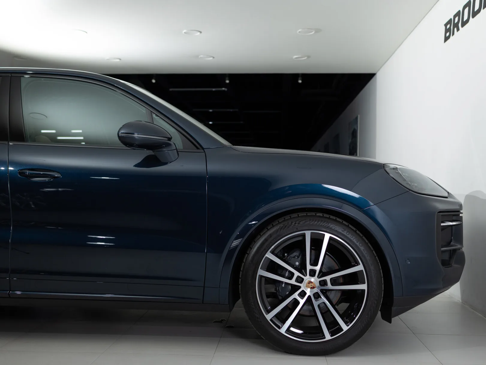 Porsche Cayenne Базовая III Рестайлинг, 2026 — экстерьер, фото 37