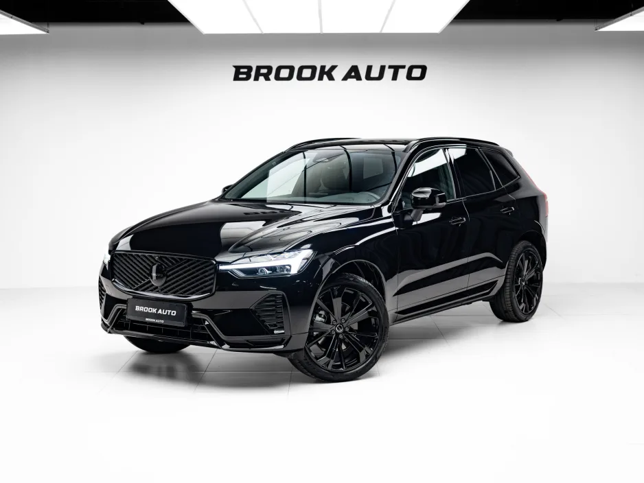 Volvo XC60 Polar Night Black II Рестайлинг 2 2026