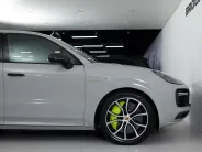 Porsche Cayenne Turbo S E-Hybrid III, 2020 — экстерьер, фото 40