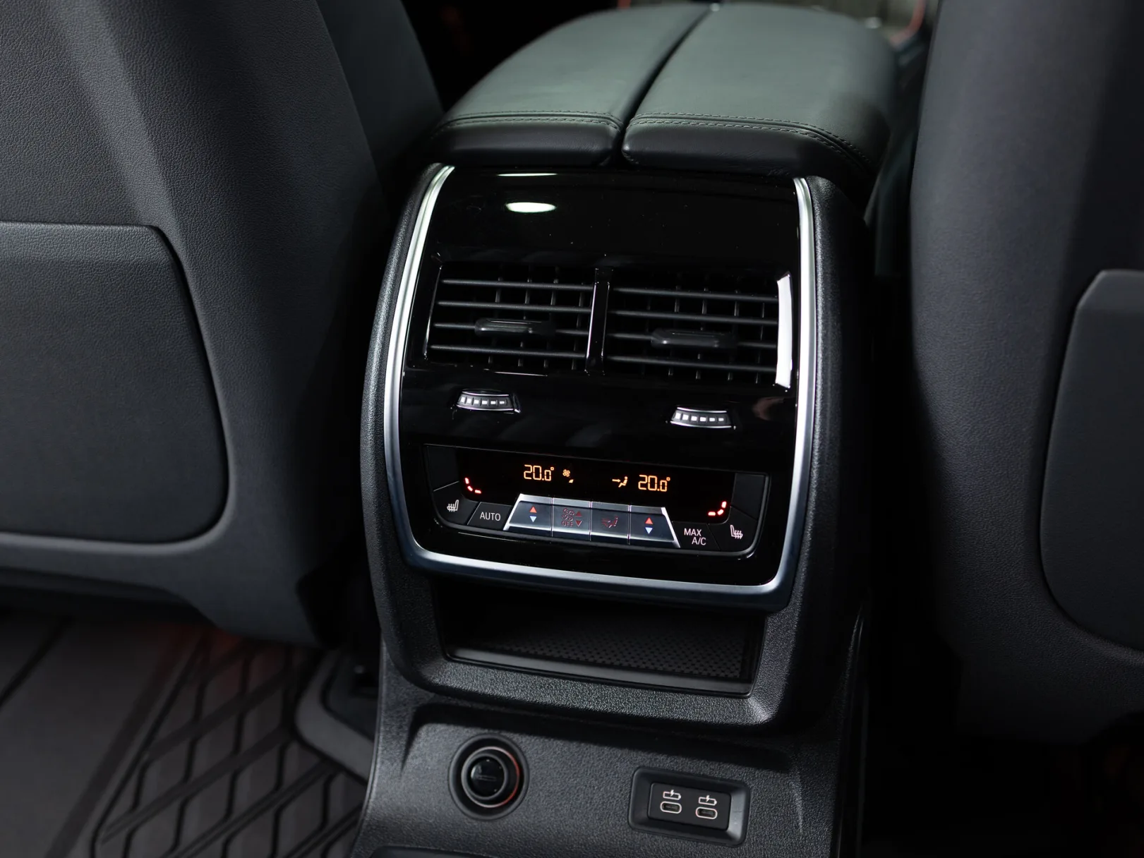 BMW X7 xDrive40i M Sport Pro I (G07), 2019 — экстерьер, фото 27