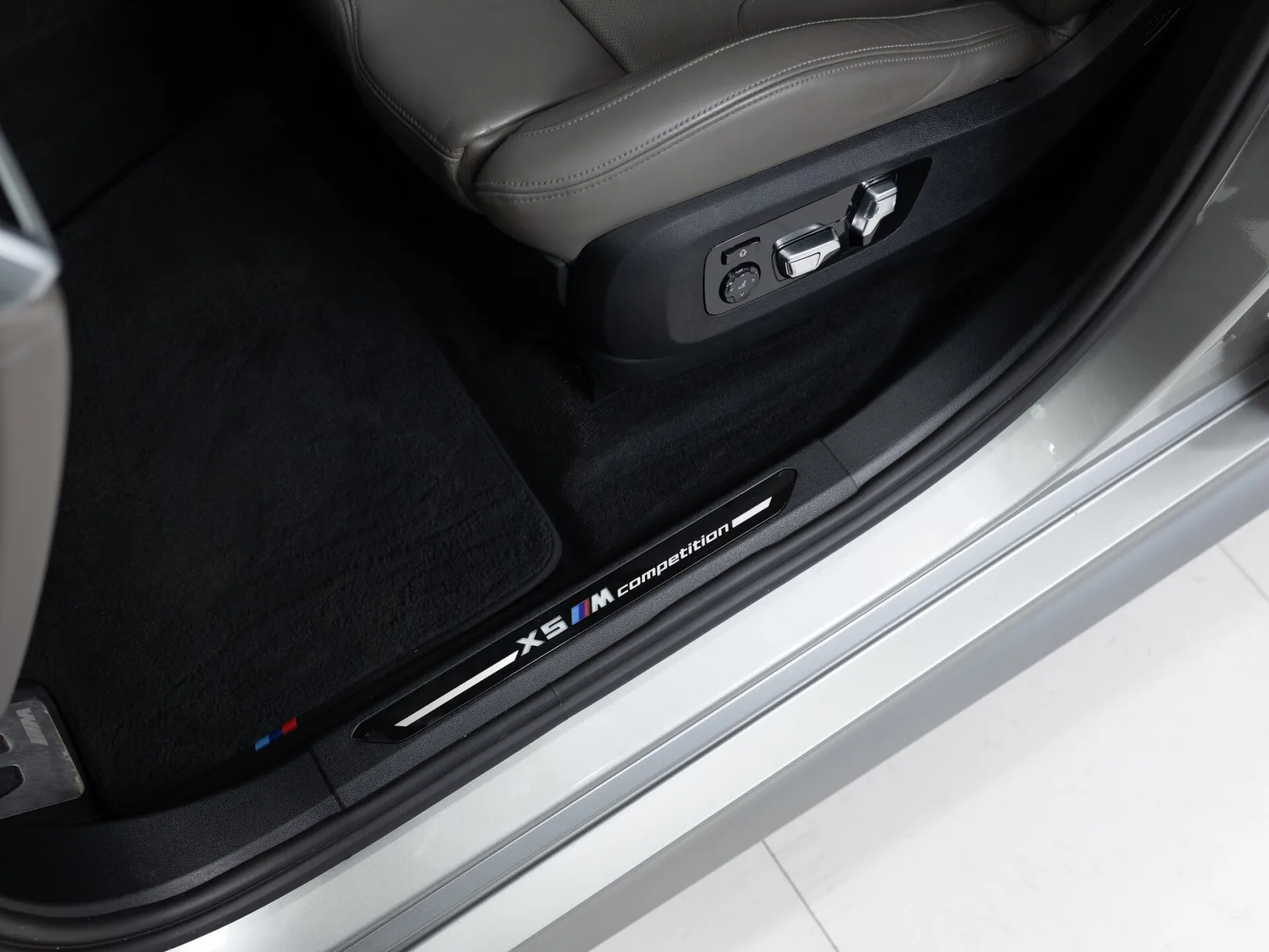 BMW X5 M Competition (M Special) III (F95), 2020 — экстерьер, фото 11