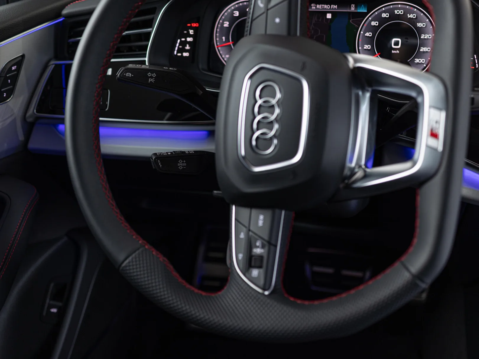 Audi Q8 55 TFSI I (4M) Рестайлинг, 2025 — экстерьер, фото 15