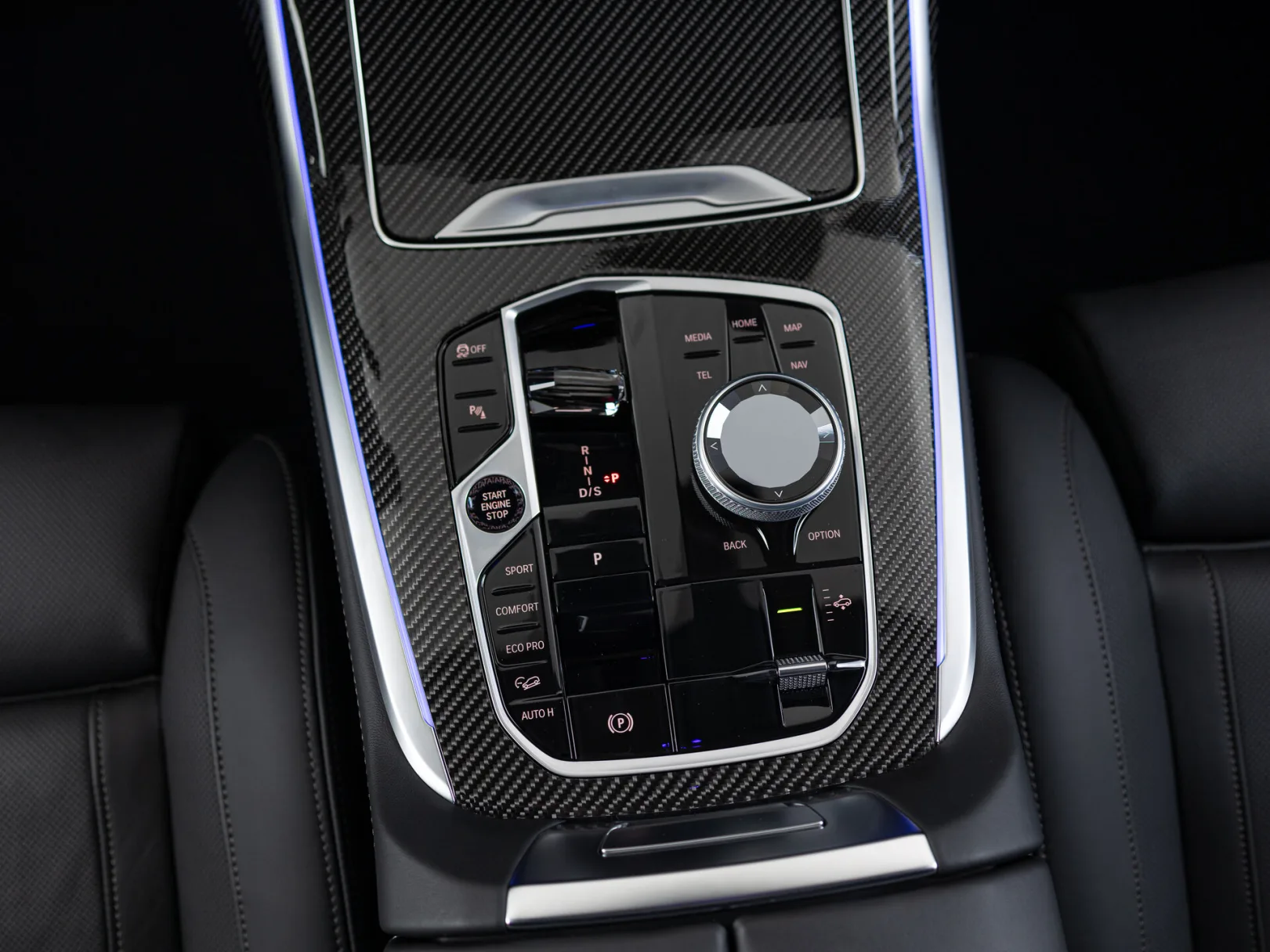 BMW X7 xDrive40d M Sport Pro I (G07) Рестайлинг, 2025 — экстерьер, фото 17