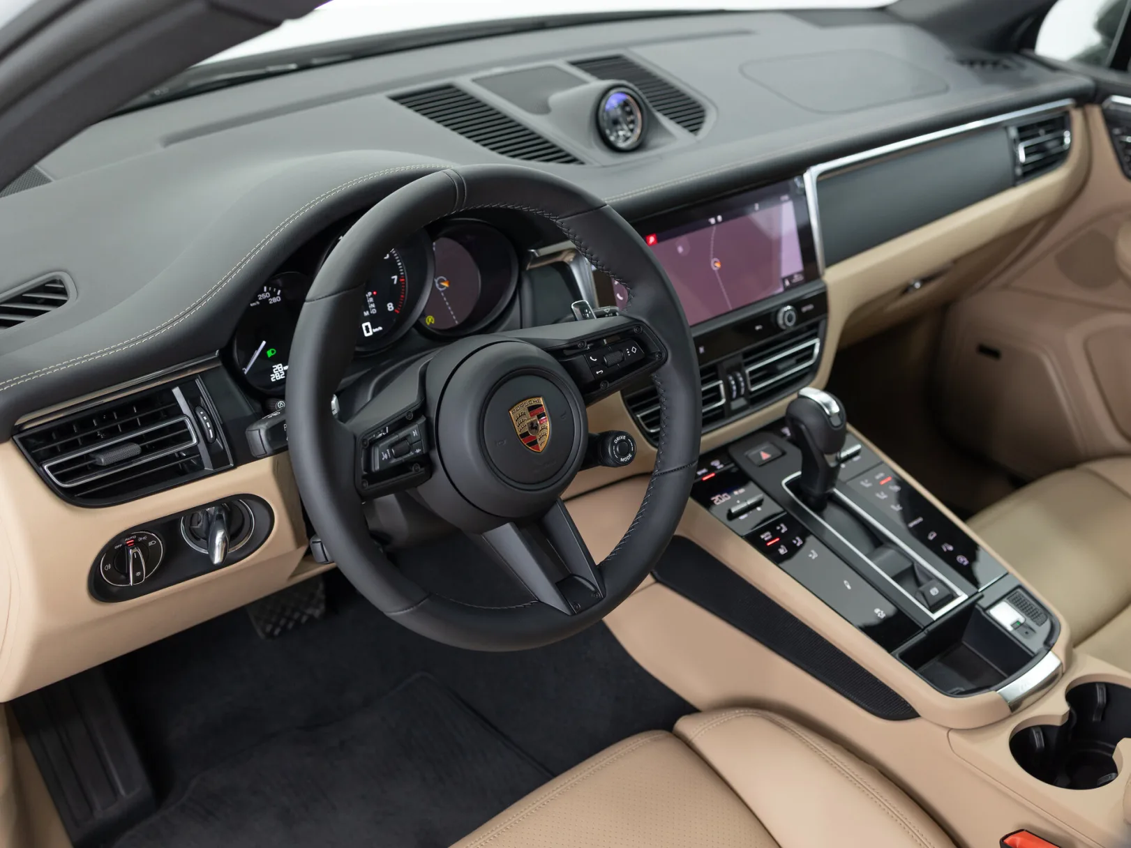 Porsche Macan T I Рестайлинг 2, 2025 — экстерьер, фото 9