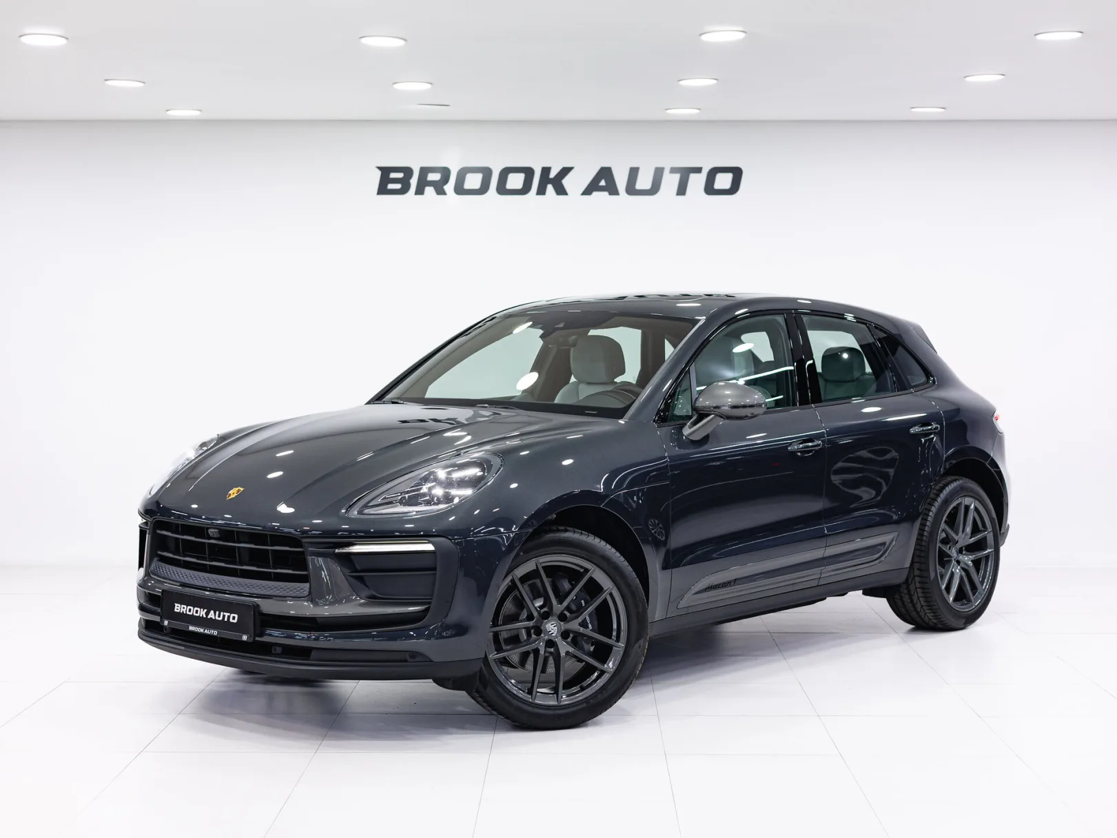 Porsche Macan T I Рестайлинг 2, 2025 — экстерьер, фото 1