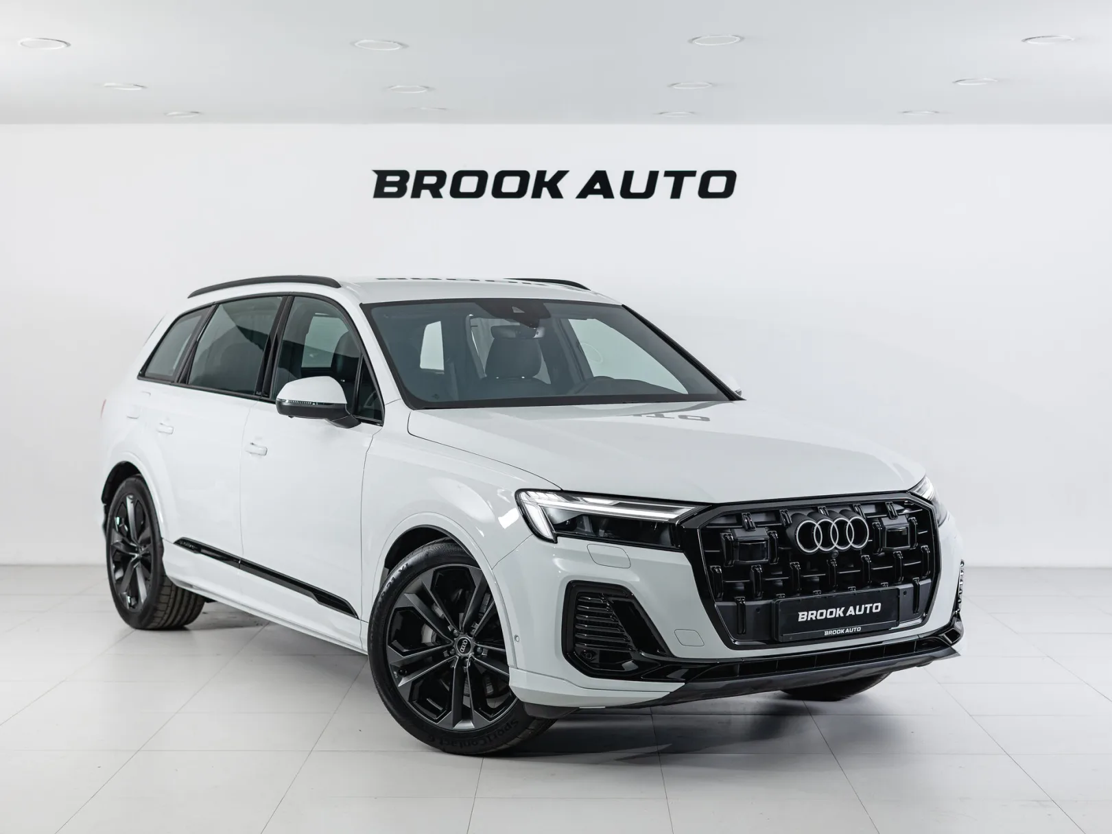 Audi Q7 55 TFSI quattro tiptronic II (4M) Рестайлинг 2, 2024 — экстерьер, фото 3