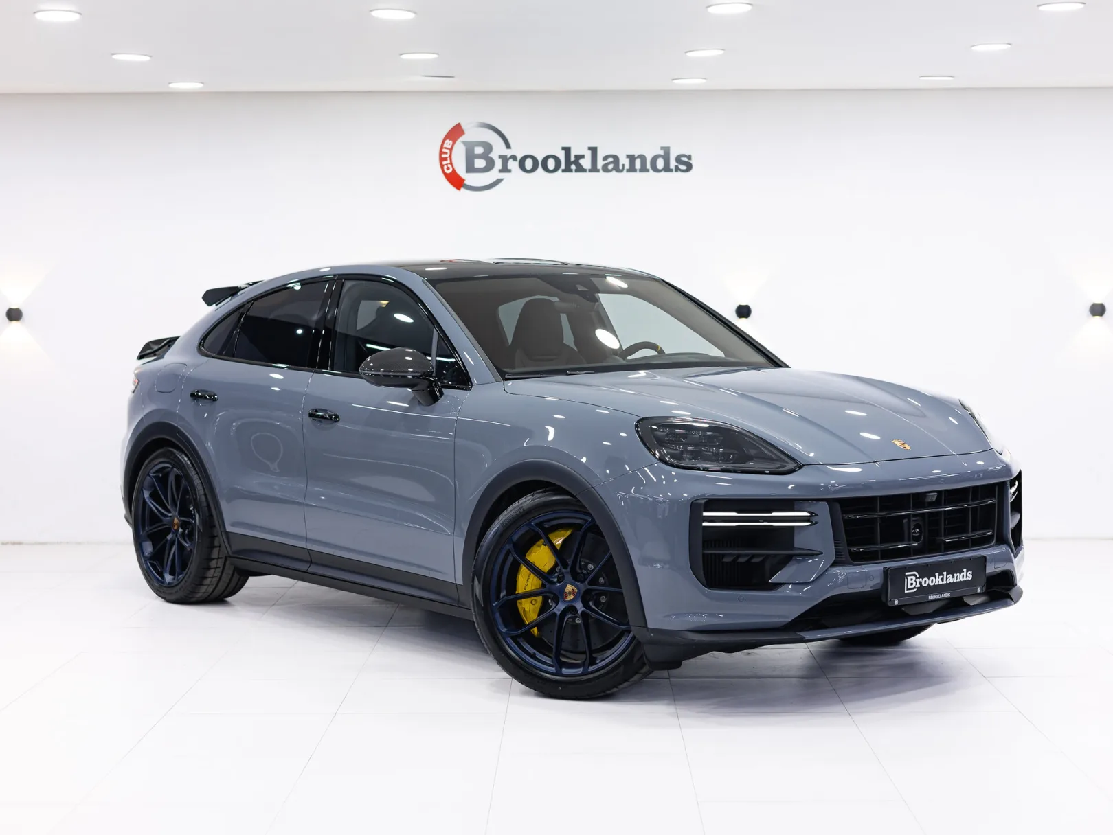 Porsche Cayenne Turbo GT III Рестайлинг, 2024 — экстерьер, фото 3
