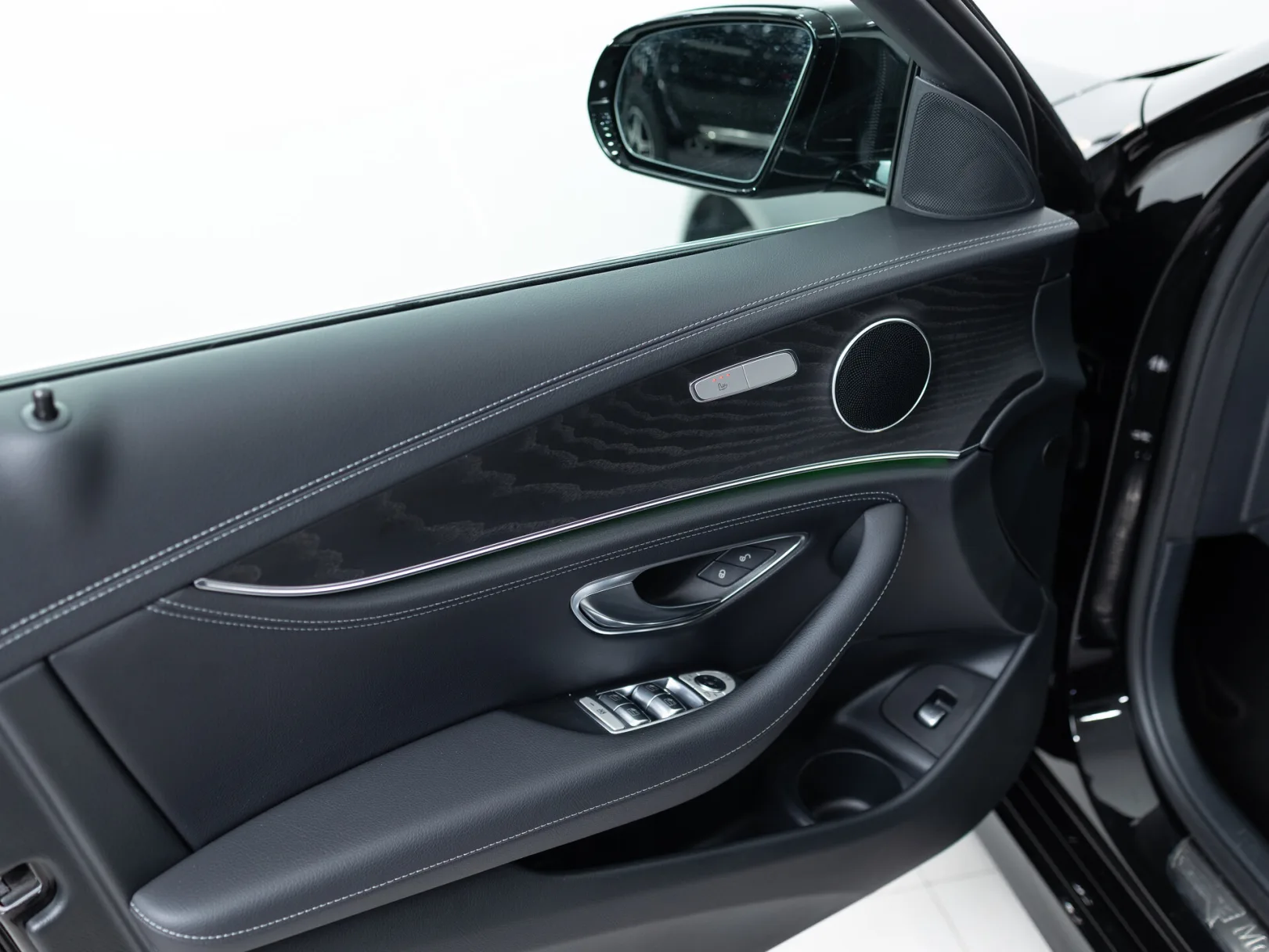 Mercedes-Benz E-Класс E 220 d 4MATIC Sport V (W213, S213, C238) Рестайлинг, 2021 — экстерьер, фото 7