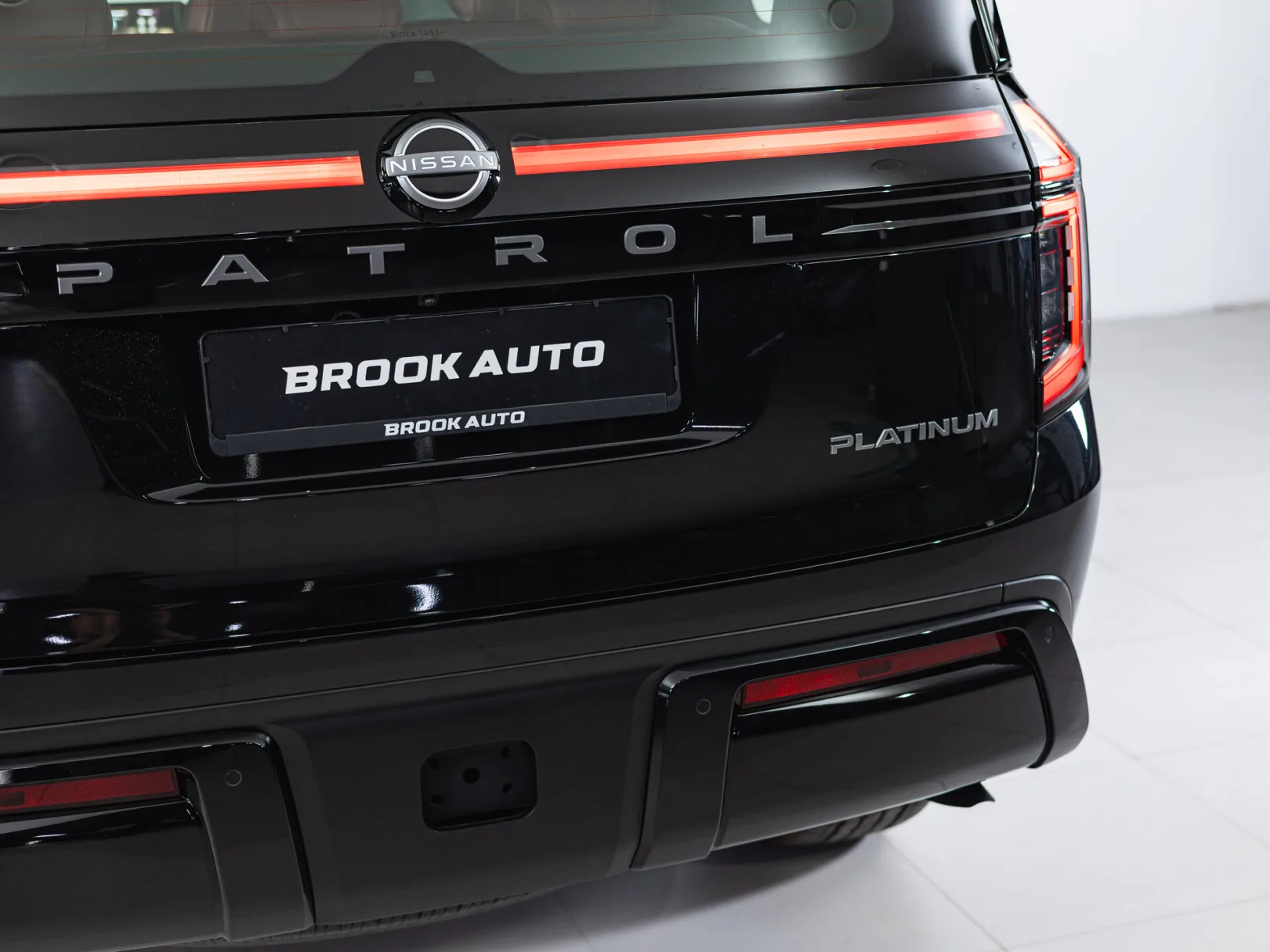 Nissan Patrol LE Platinum City VII (Y63), 2026 — экстерьер, фото 35