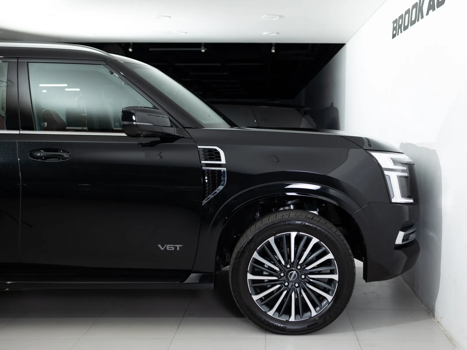 Nissan Patrol LE Platinum City VII (Y63), 2026 — экстерьер, фото 38