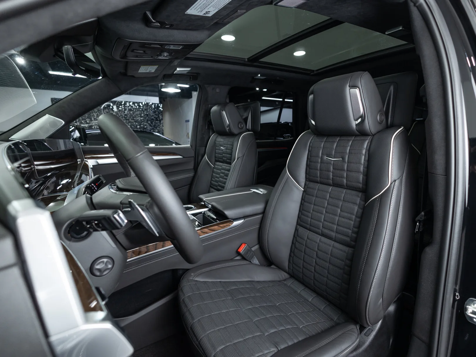 Cadillac Escalade Sport Platinum V Рестайлинг, 2025 — экстерьер, фото 11
