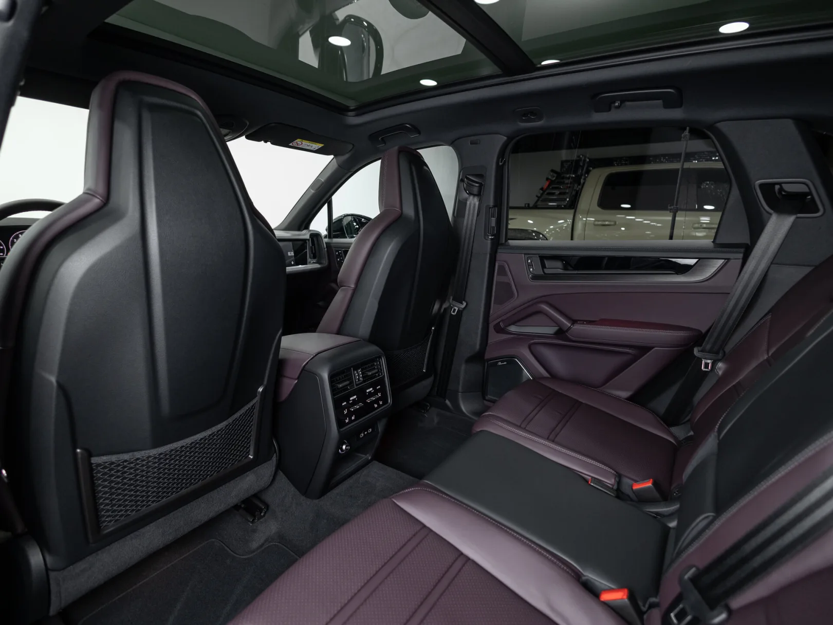 Porsche Cayenne Базовая III Рестайлинг, 2026 — экстерьер, фото 26