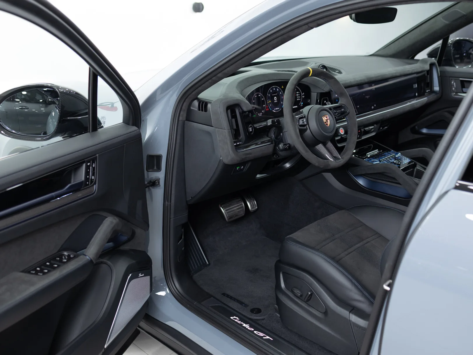 Porsche Cayenne Turbo GT III Рестайлинг, 2024 — экстерьер, фото 7