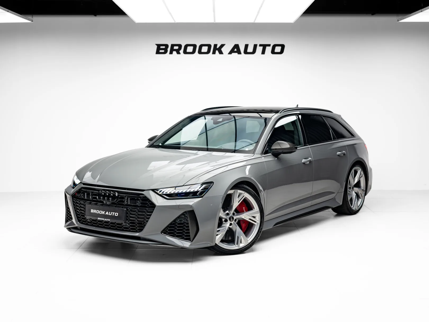 Audi RS 6 TFSI quattro IV (C8), 2021 — экстерьер, фото 1