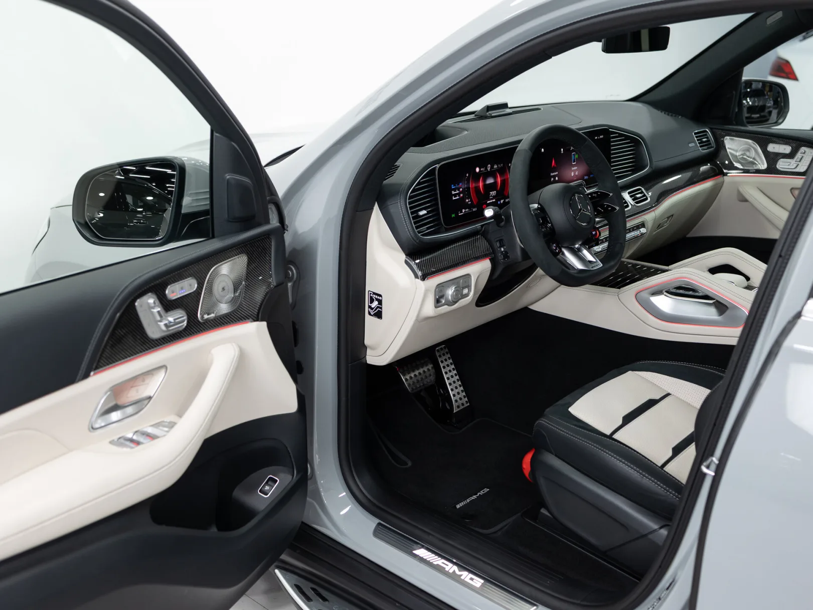 Mercedes-Benz GLE AMG GLE 53 4MATIC+ II (V167) Рестайлинг, 2025 — экстерьер, фото 7