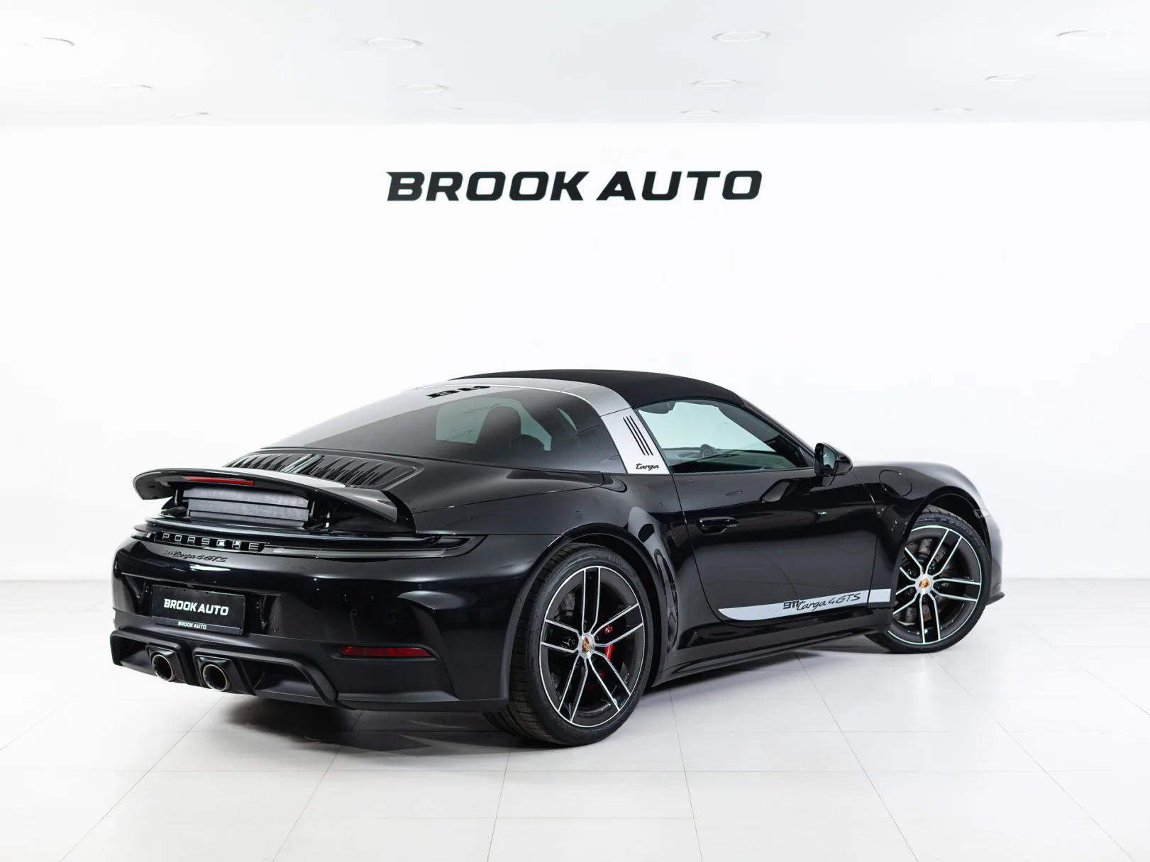 Porsche 911 Targa 4 GTS VIII (992) Рестайлинг, 2025 — экстерьер, фото 12
