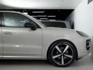 Porsche Cayenne Базовая III Рестайлинг, 2023 — экстерьер, фото 32