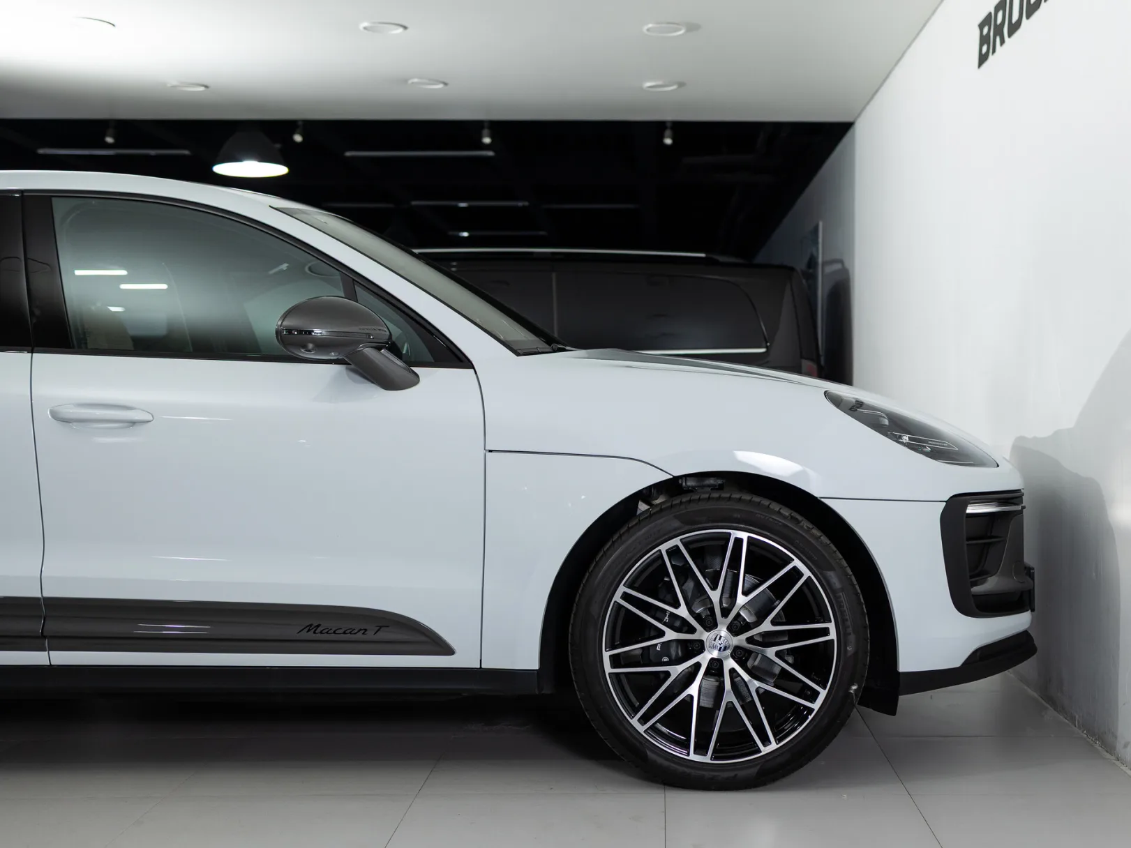 Porsche Macan T I Рестайлинг 2, 2026 — экстерьер, фото 30
