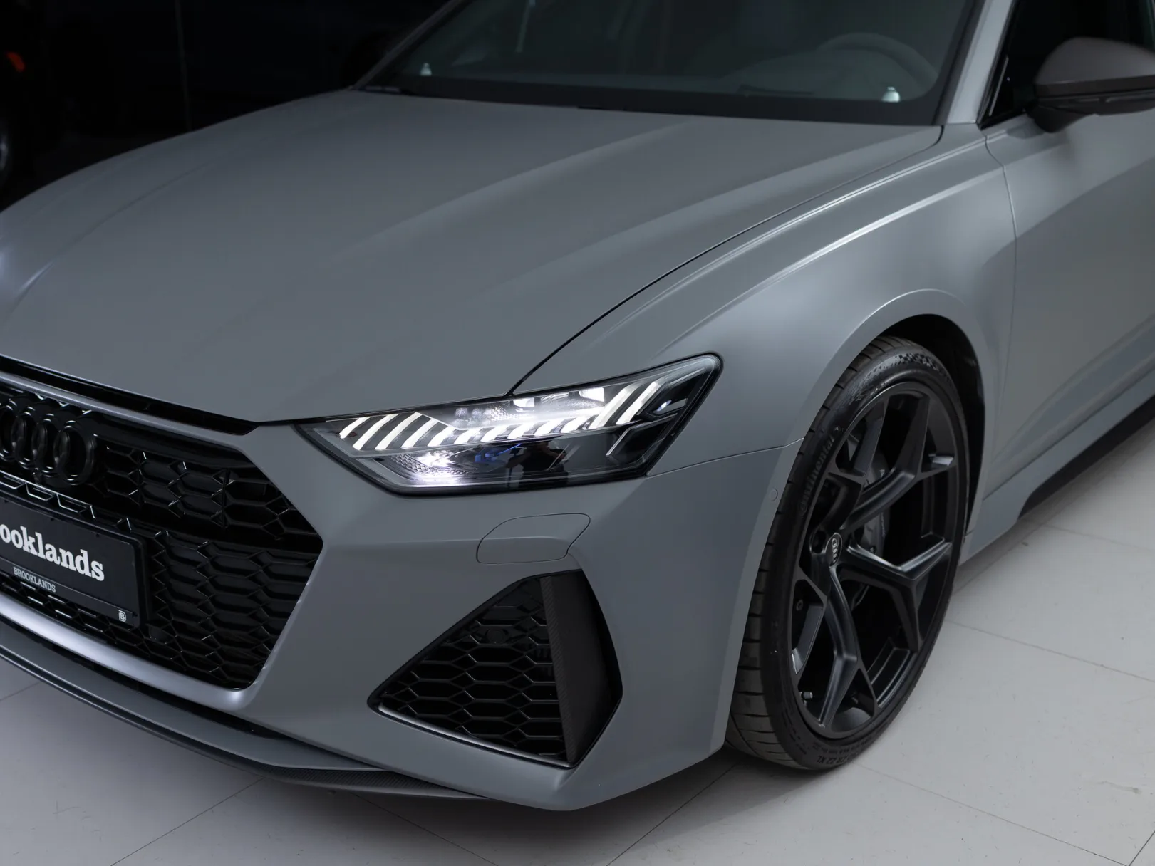Audi RS 6 RS6 Avant performance IV (C8), 2024 — экстерьер, фото 33