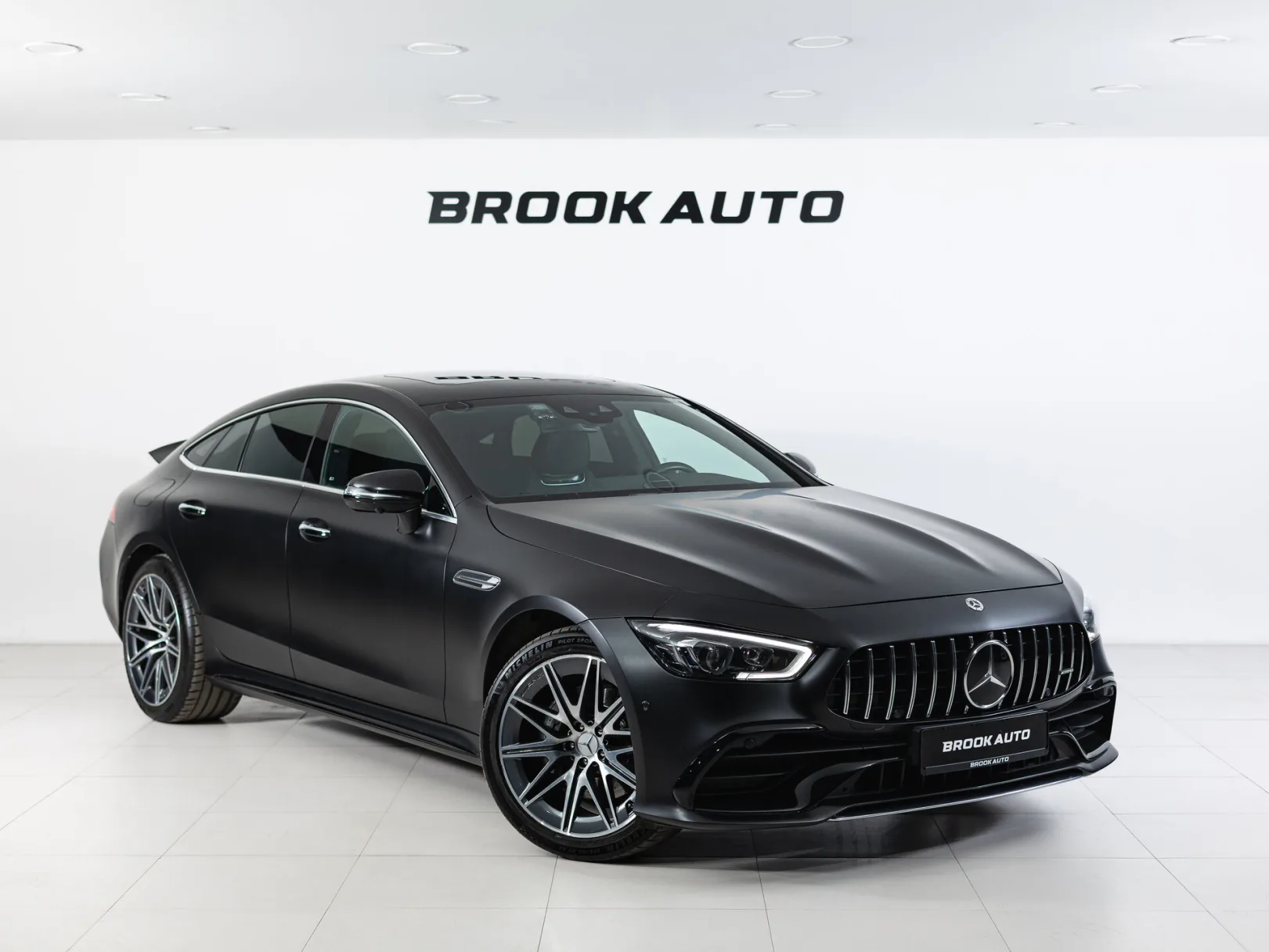 Mercedes-Benz AMG GT 4-Door Coupe AMG GT 43 4MATIC+ Особая Серия I, 2022 — экстерьер, фото 3